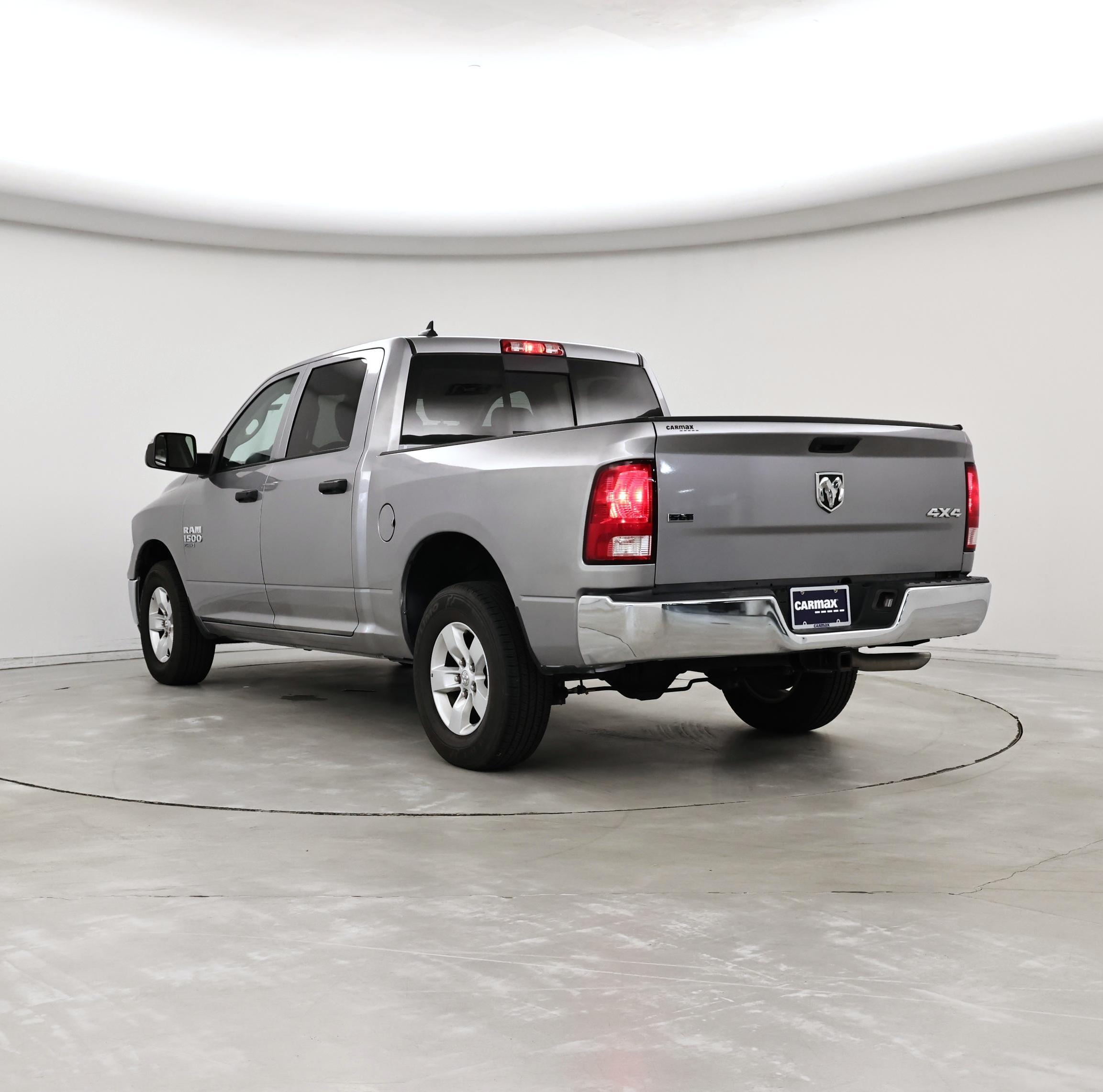 Thumbnail: 2023 RAM 1500 Classic - 2