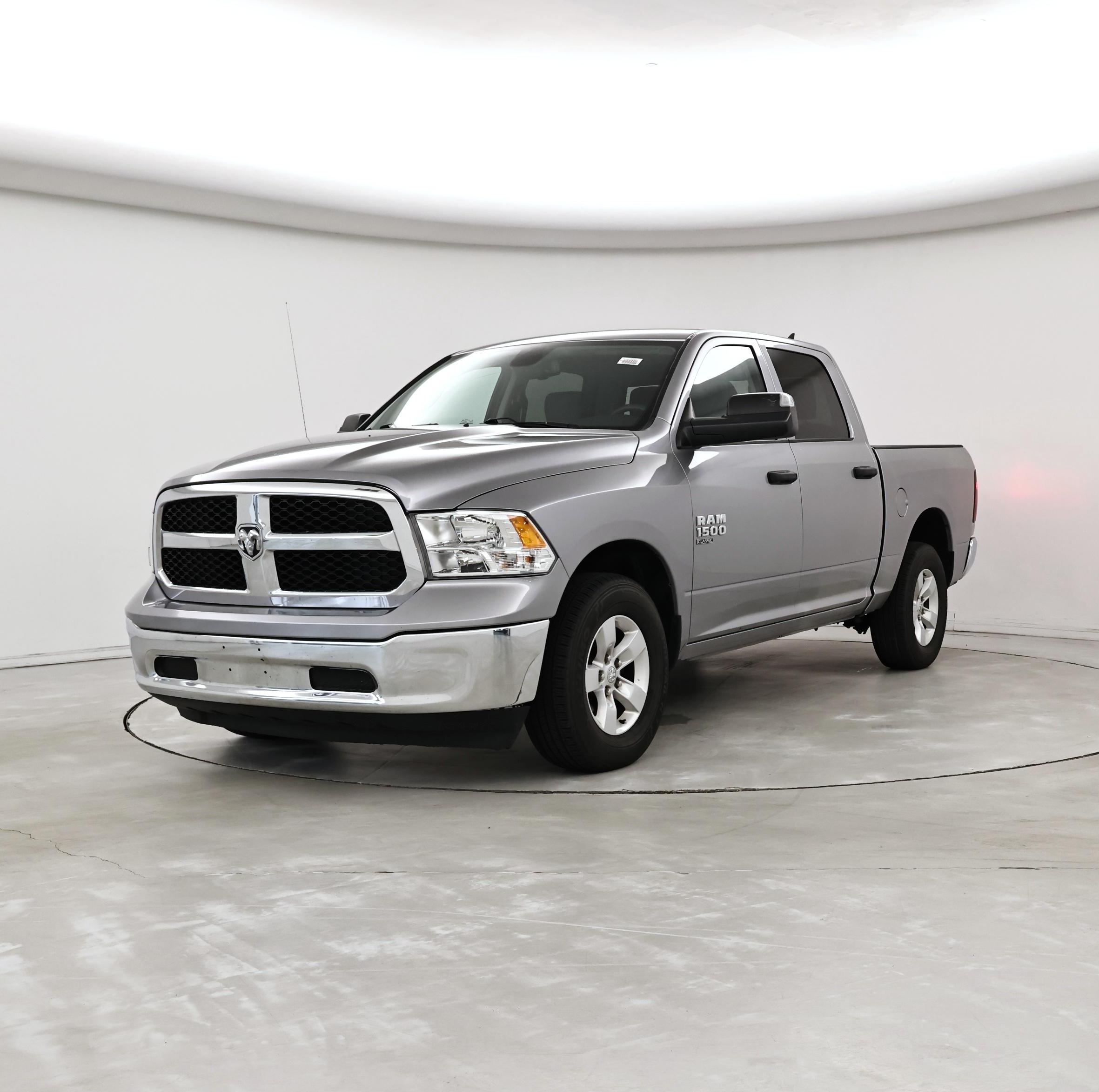 Thumbnail: 2023 RAM 1500 Classic - 4