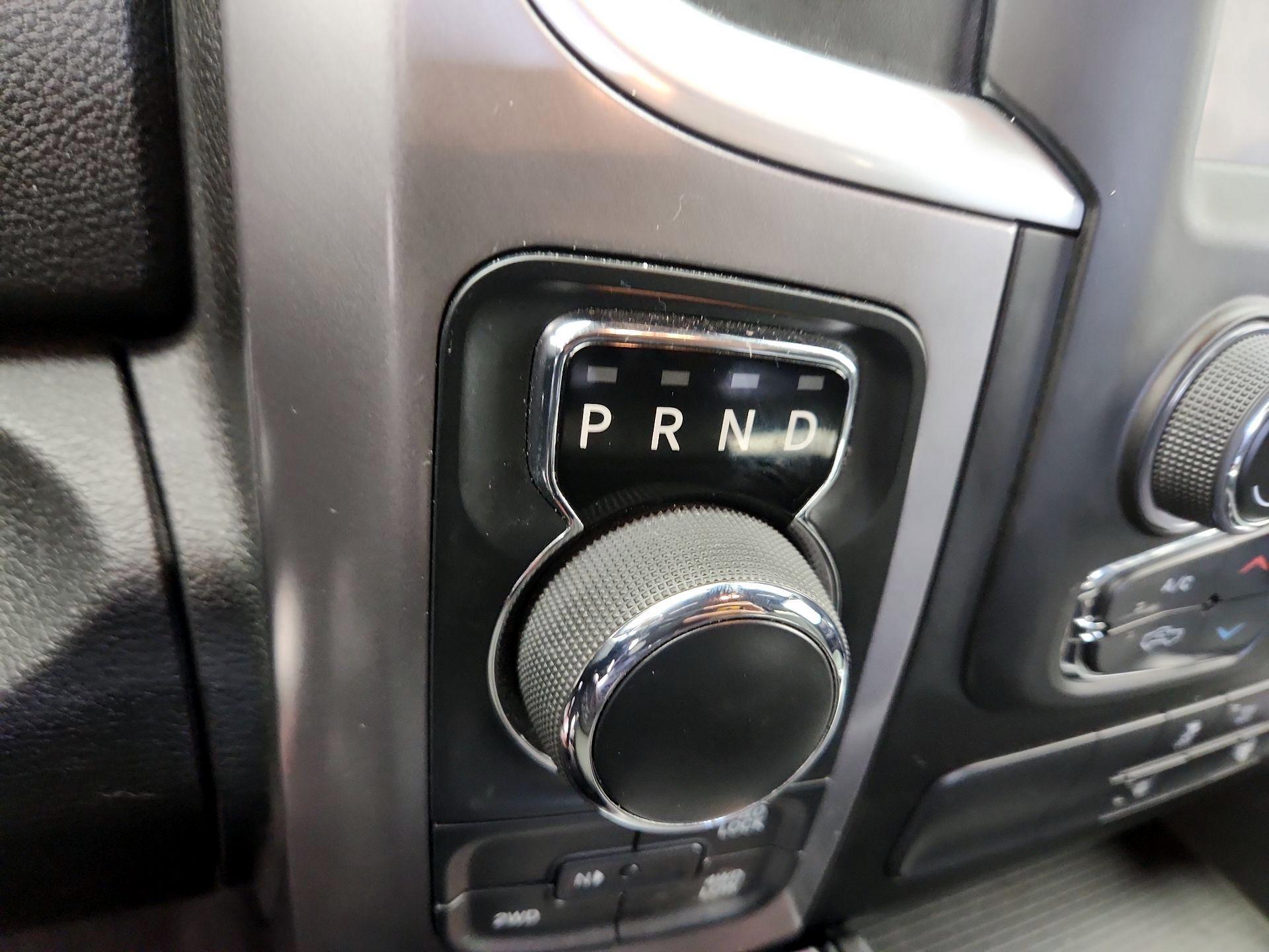 Thumbnail: 2022 RAM 1500 Classic - 17