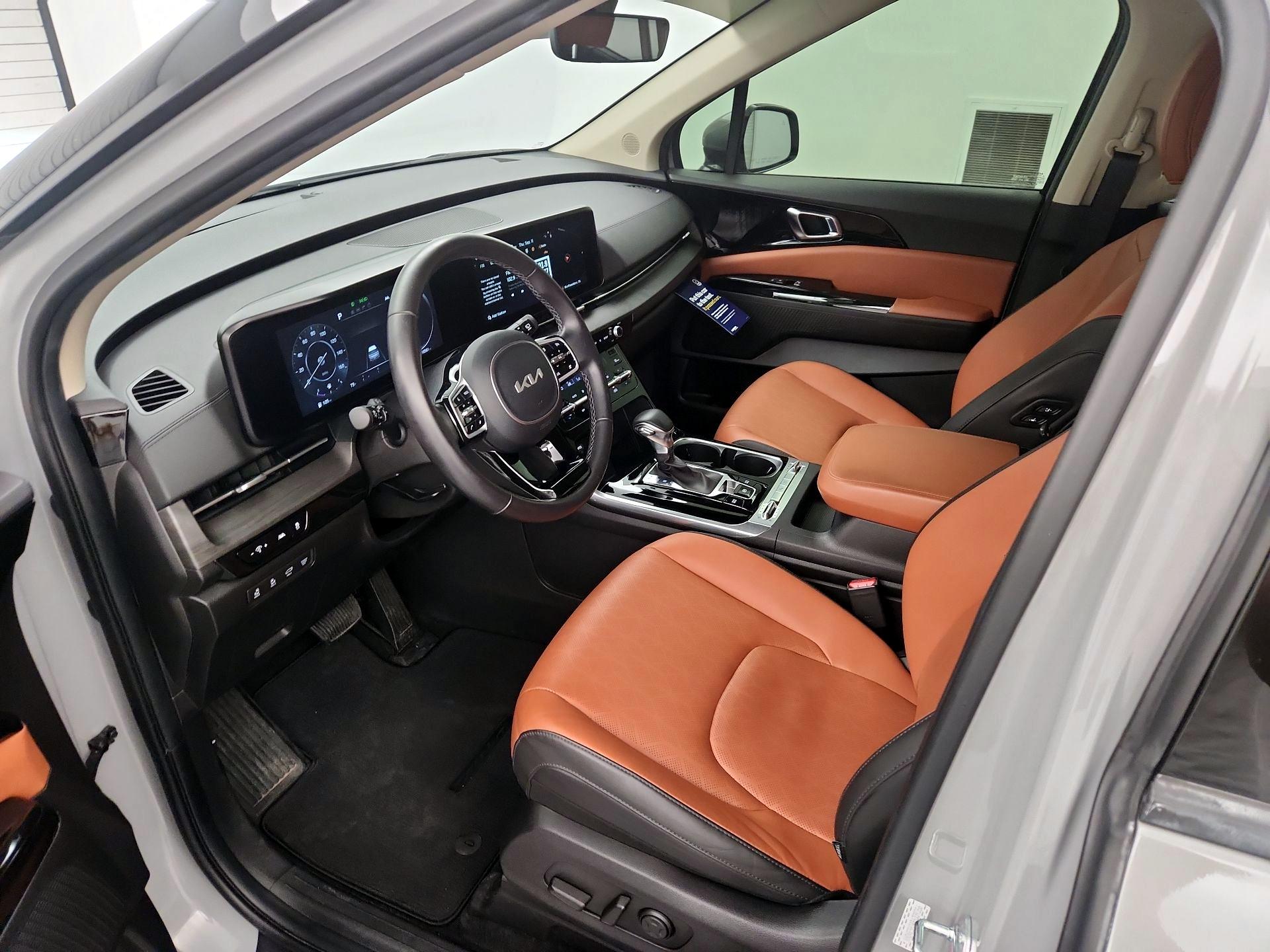 Thumbnail: 2024 Kia Carnival - 11