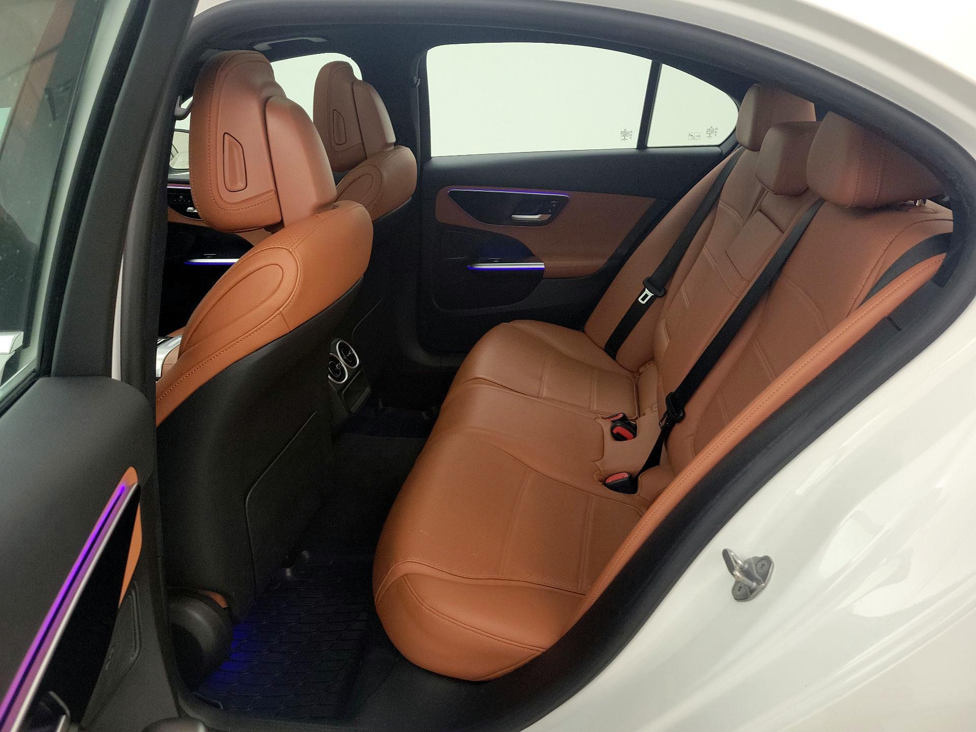 Thumbnail: 2023 Mercedes-Benz C-Class - 20