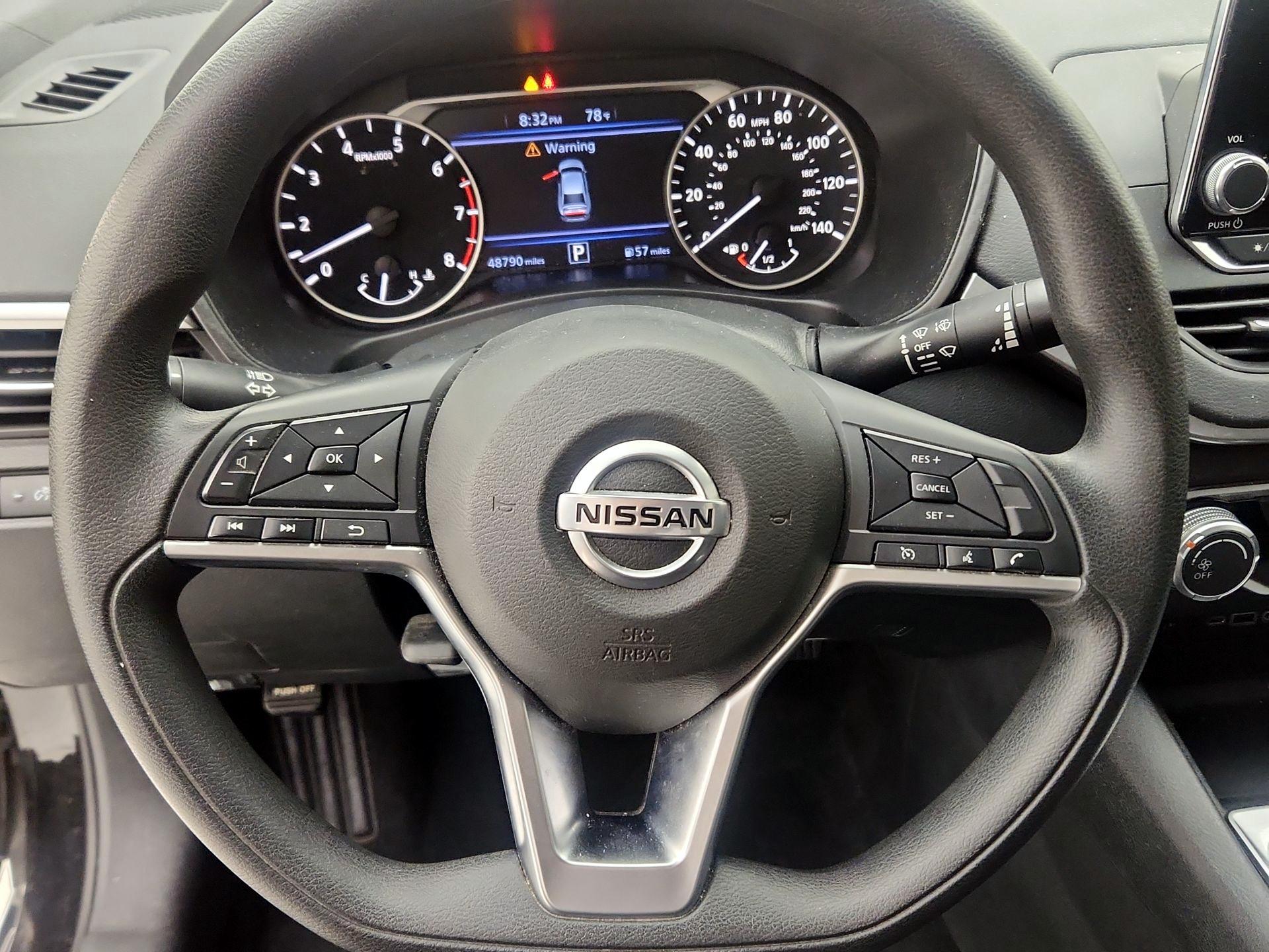 Thumbnail: 2020 Nissan Altima - 10