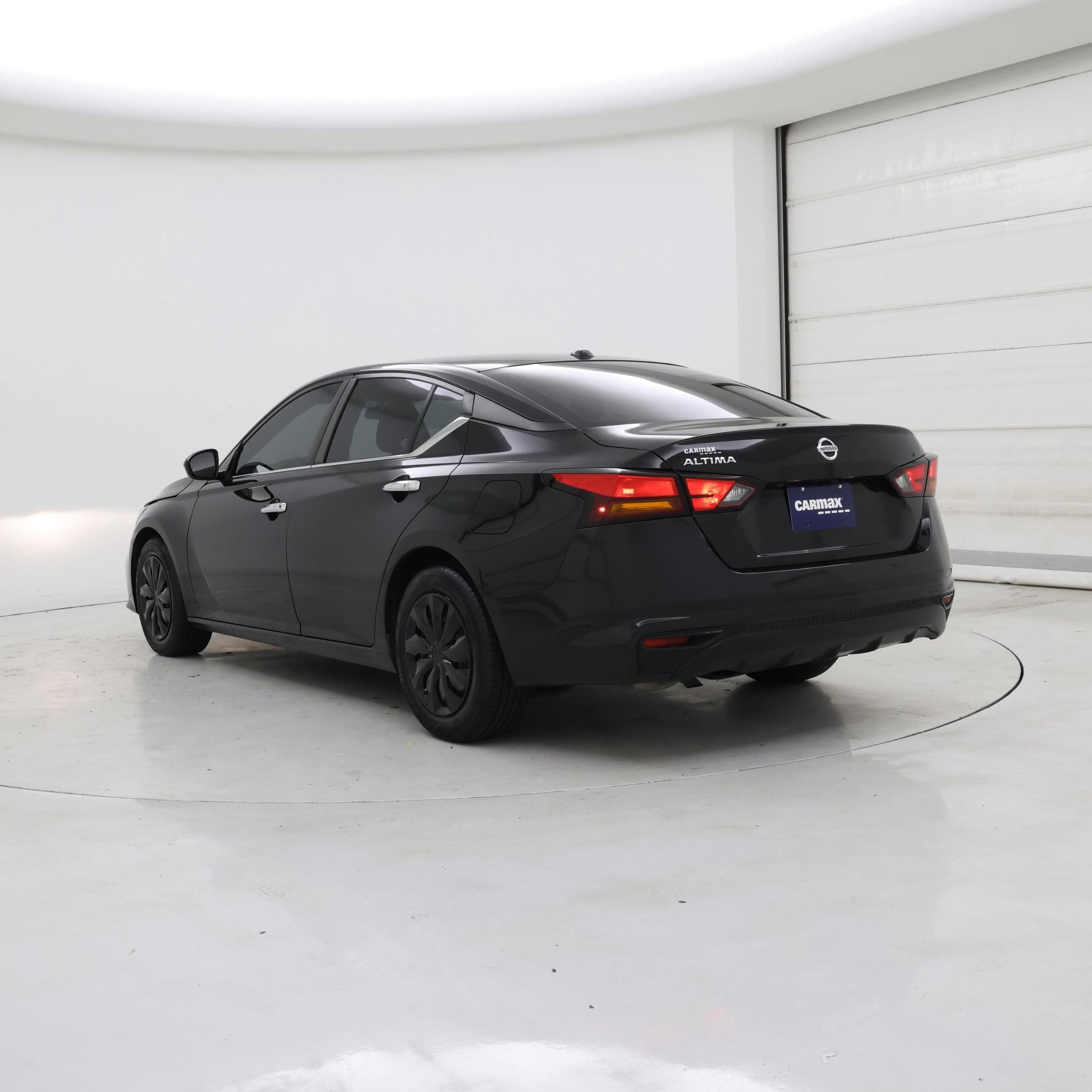 Thumbnail: 2020 Nissan Altima - 2