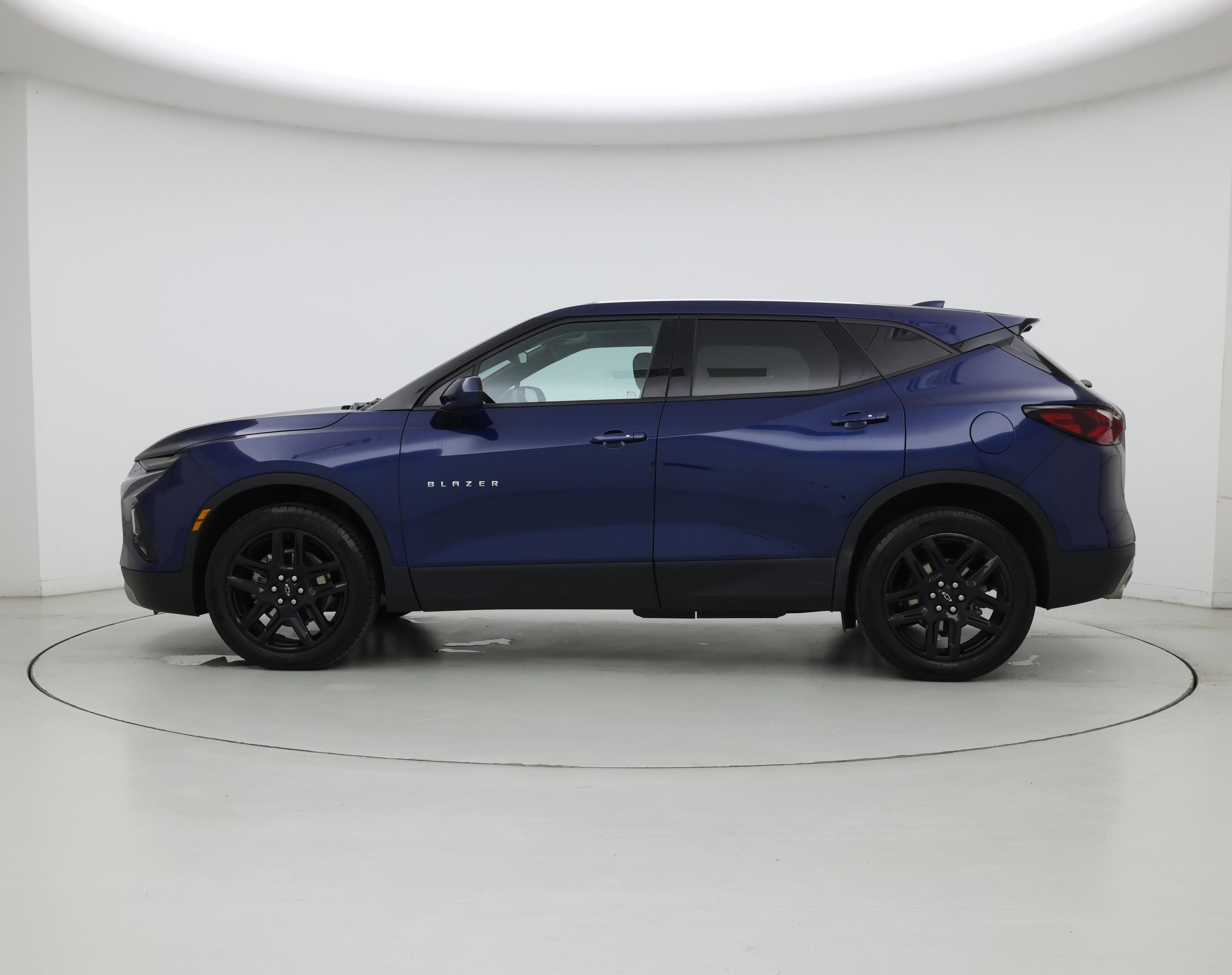Thumbnail: 2022 Chevrolet Blazer - 3