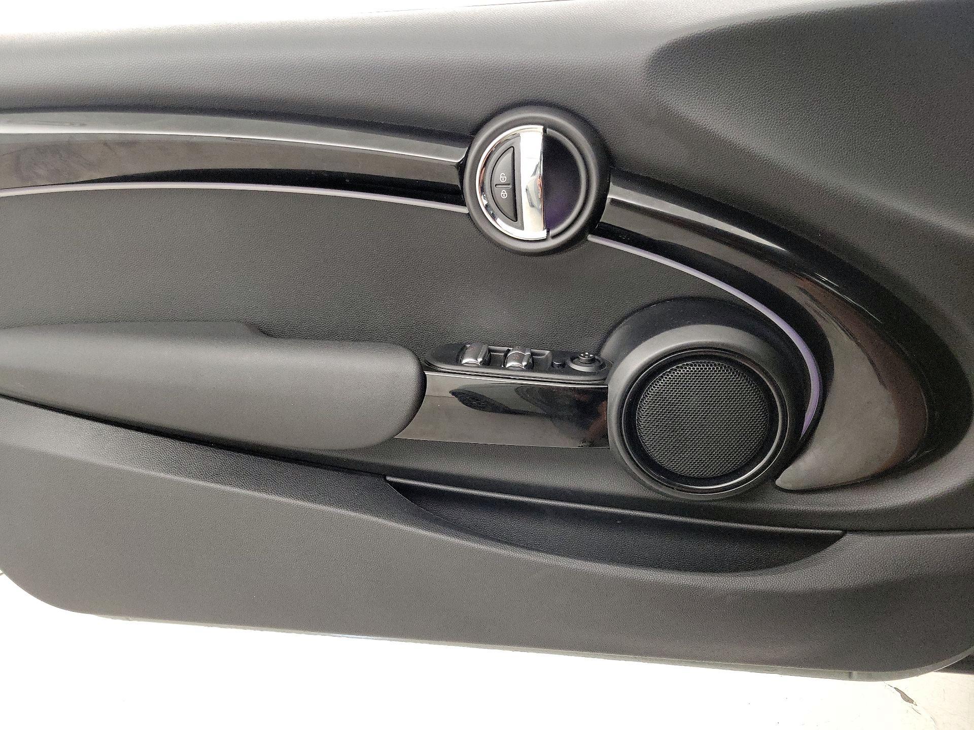 Thumbnail: 2022 MINI Cooper - 12
