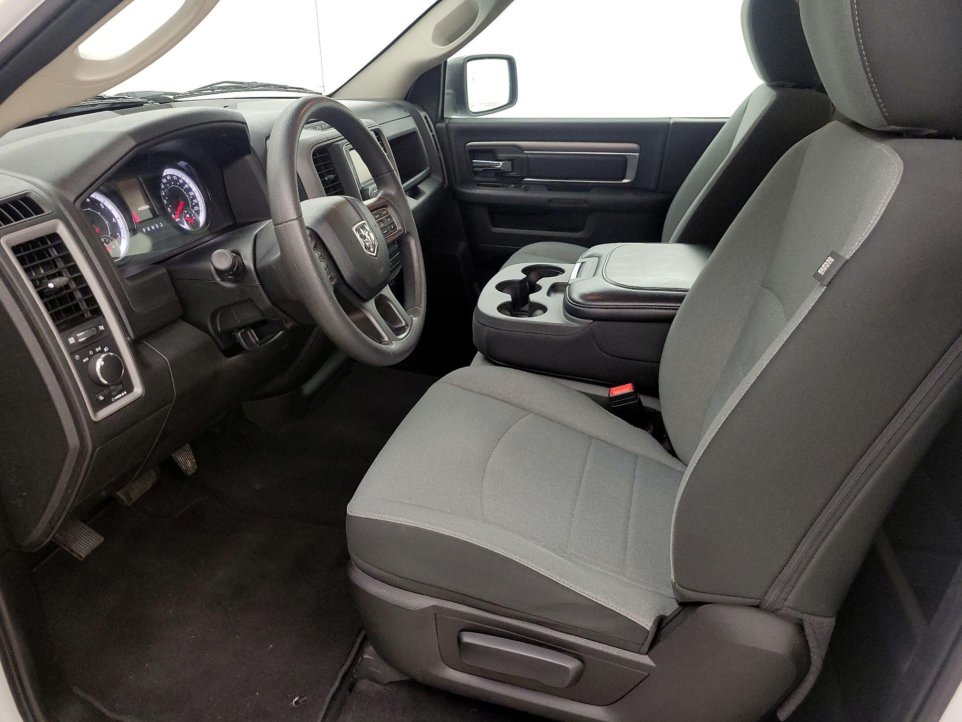 Thumbnail: 2021 RAM 1500 Classic - 11