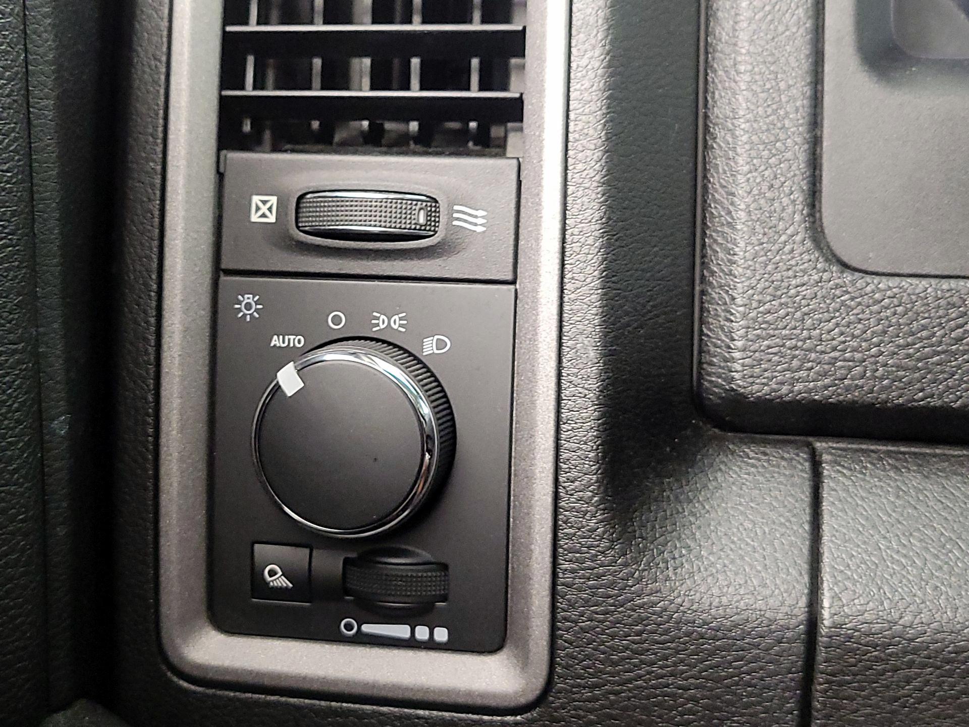 Thumbnail: 2021 RAM 1500 Classic - 13