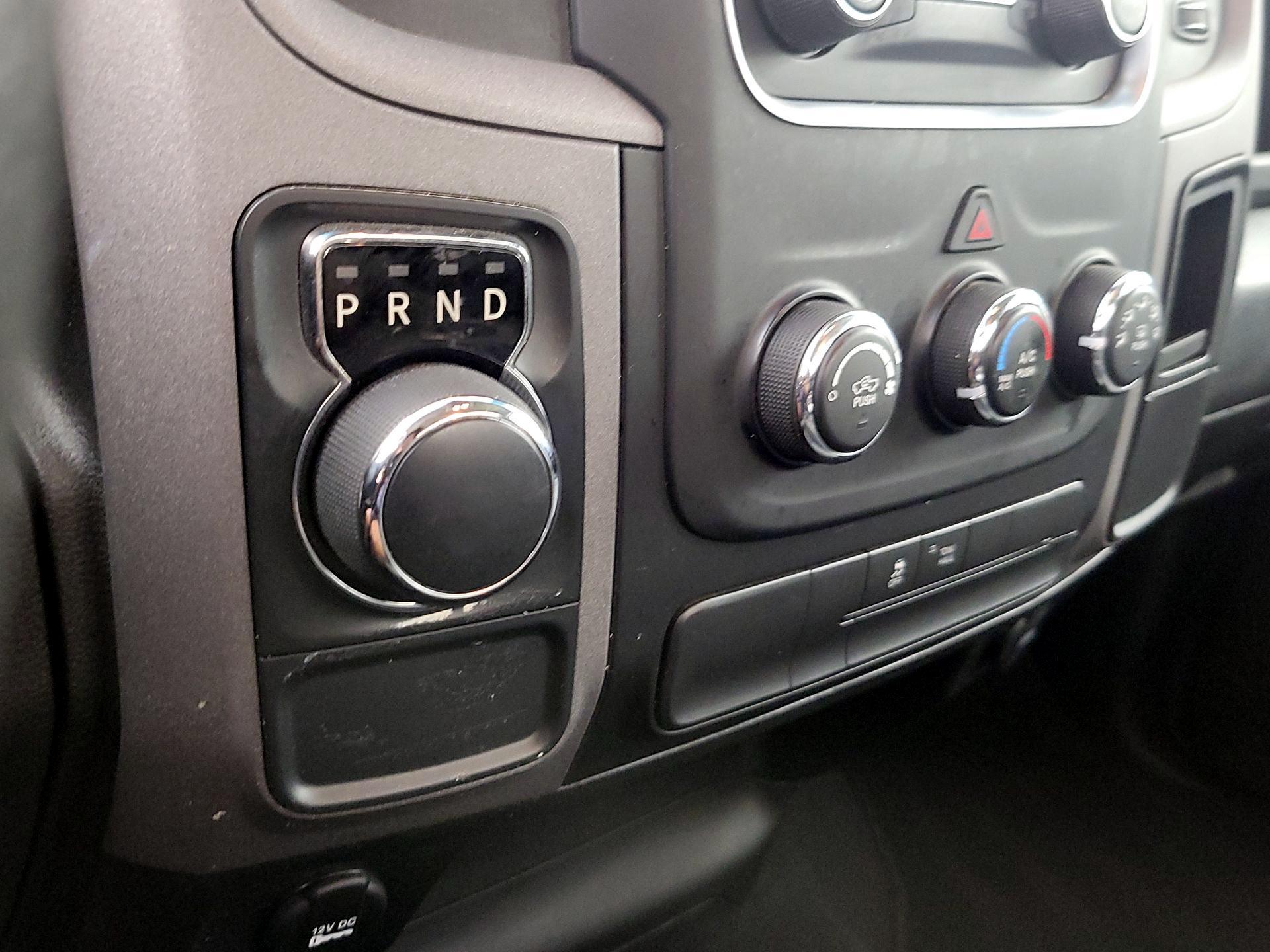 Thumbnail: 2021 RAM 1500 Classic - 17