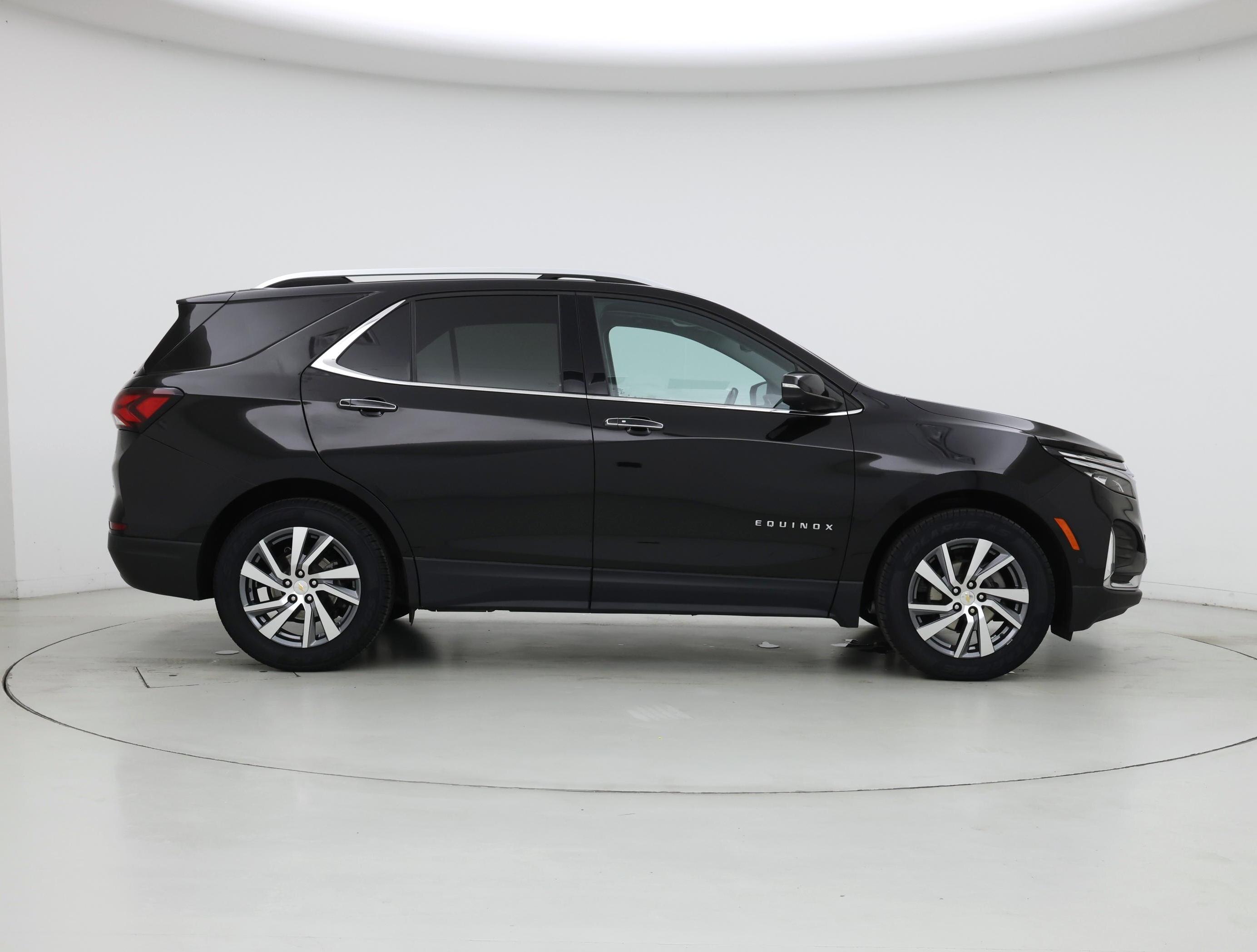 Thumbnail: 2022 Chevrolet Equinox - 7