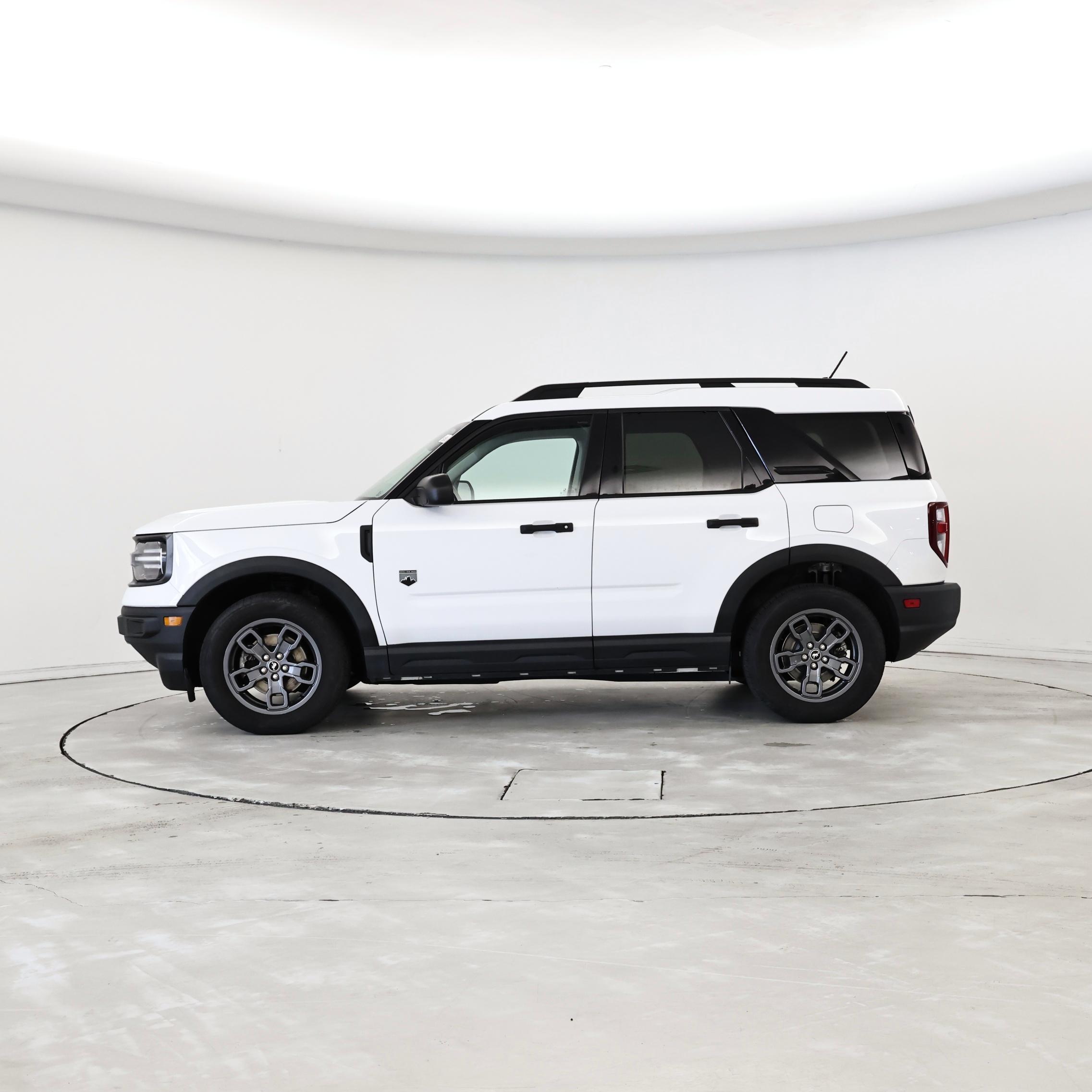 Thumbnail: 2022 Ford Bronco Sport - 3