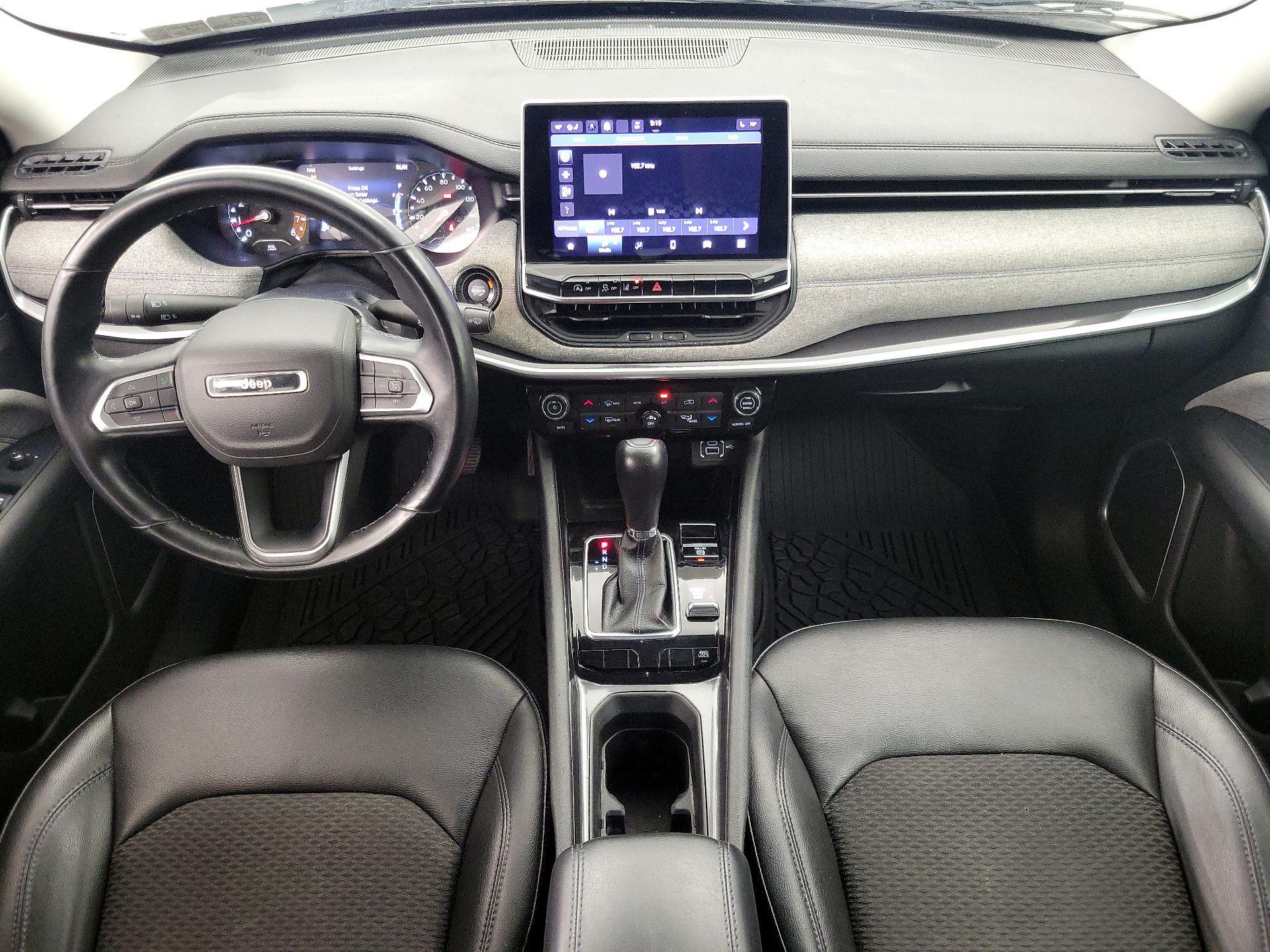 Thumbnail: 2022 Jeep Compass - 9