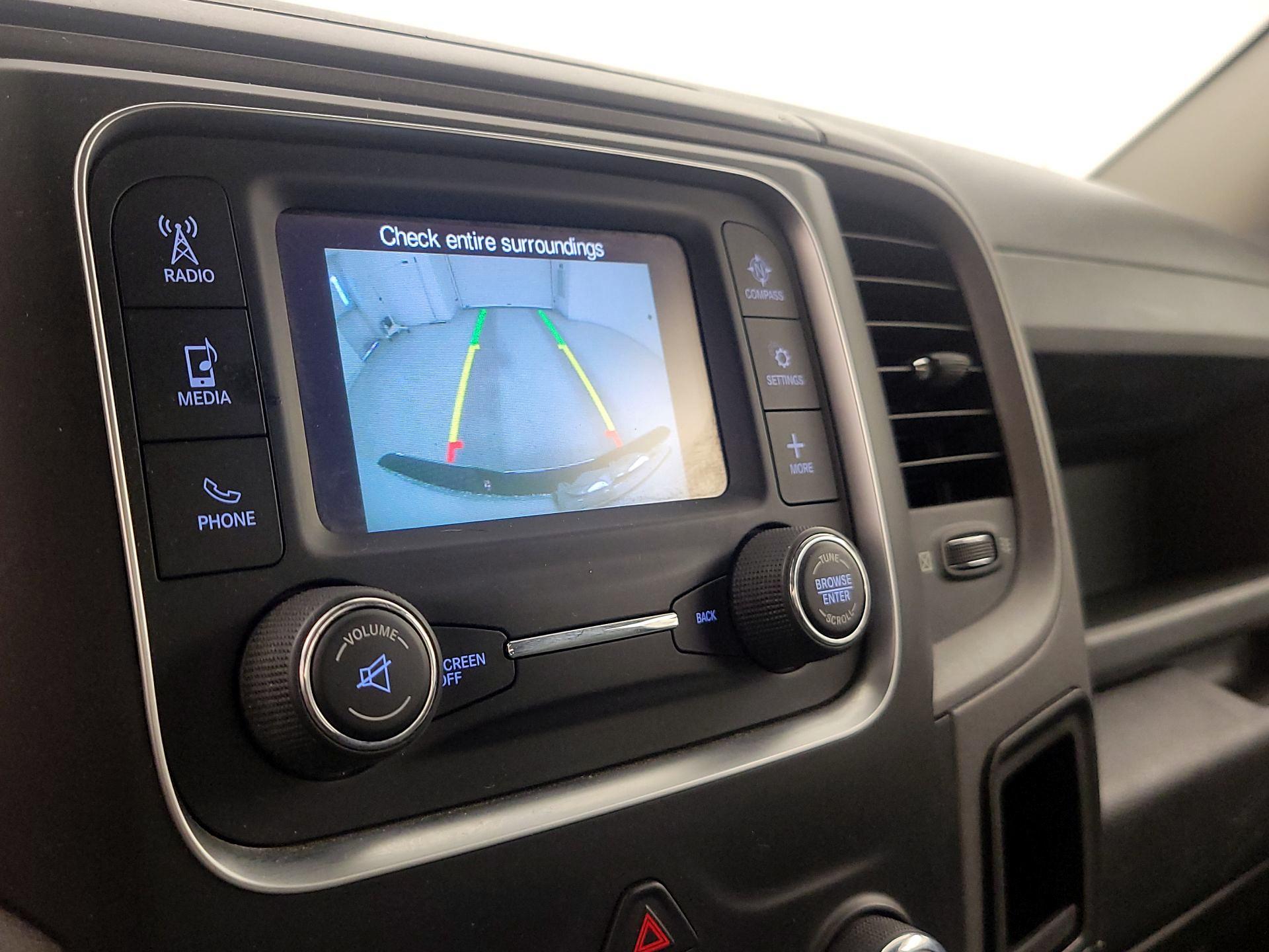 Thumbnail: 2020 RAM 1500 Classic - 14
