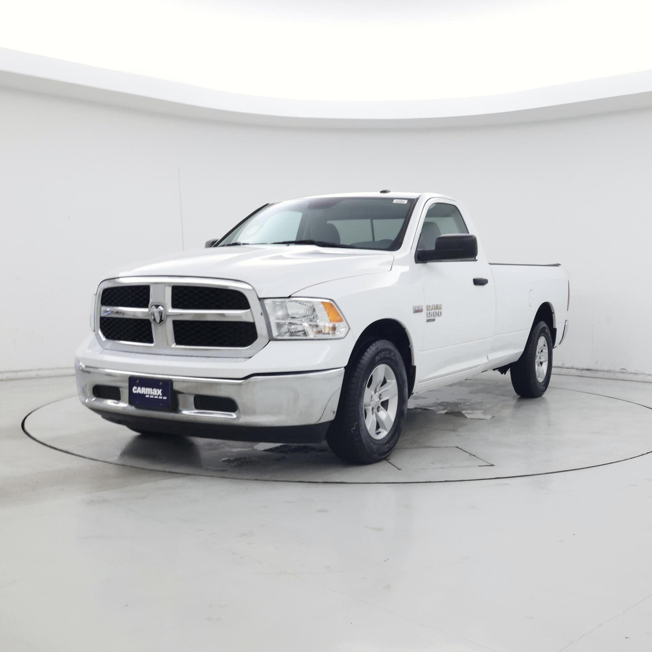 Thumbnail: 2020 RAM 1500 Classic - 4