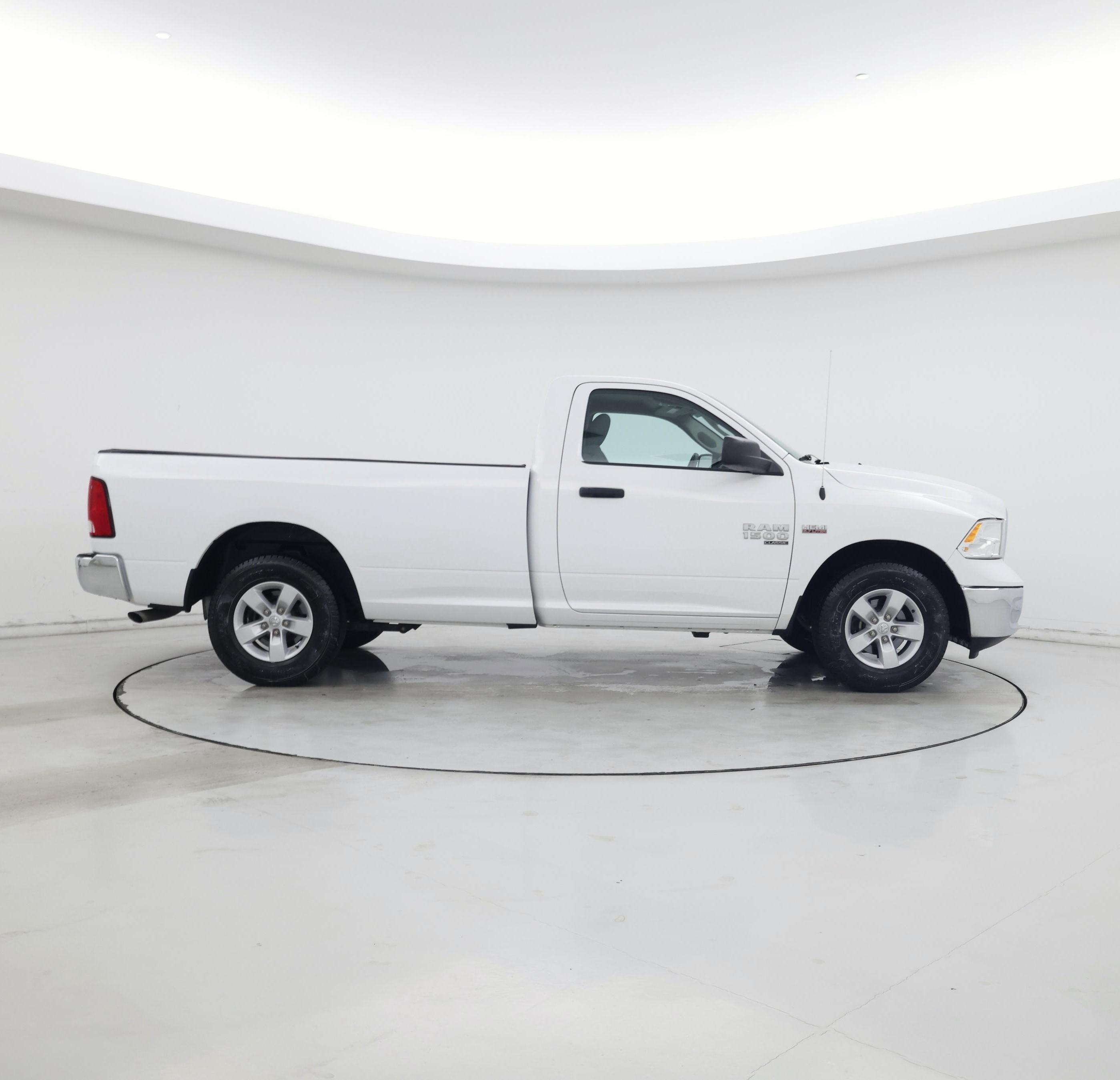 Thumbnail: 2020 RAM 1500 Classic - 7
