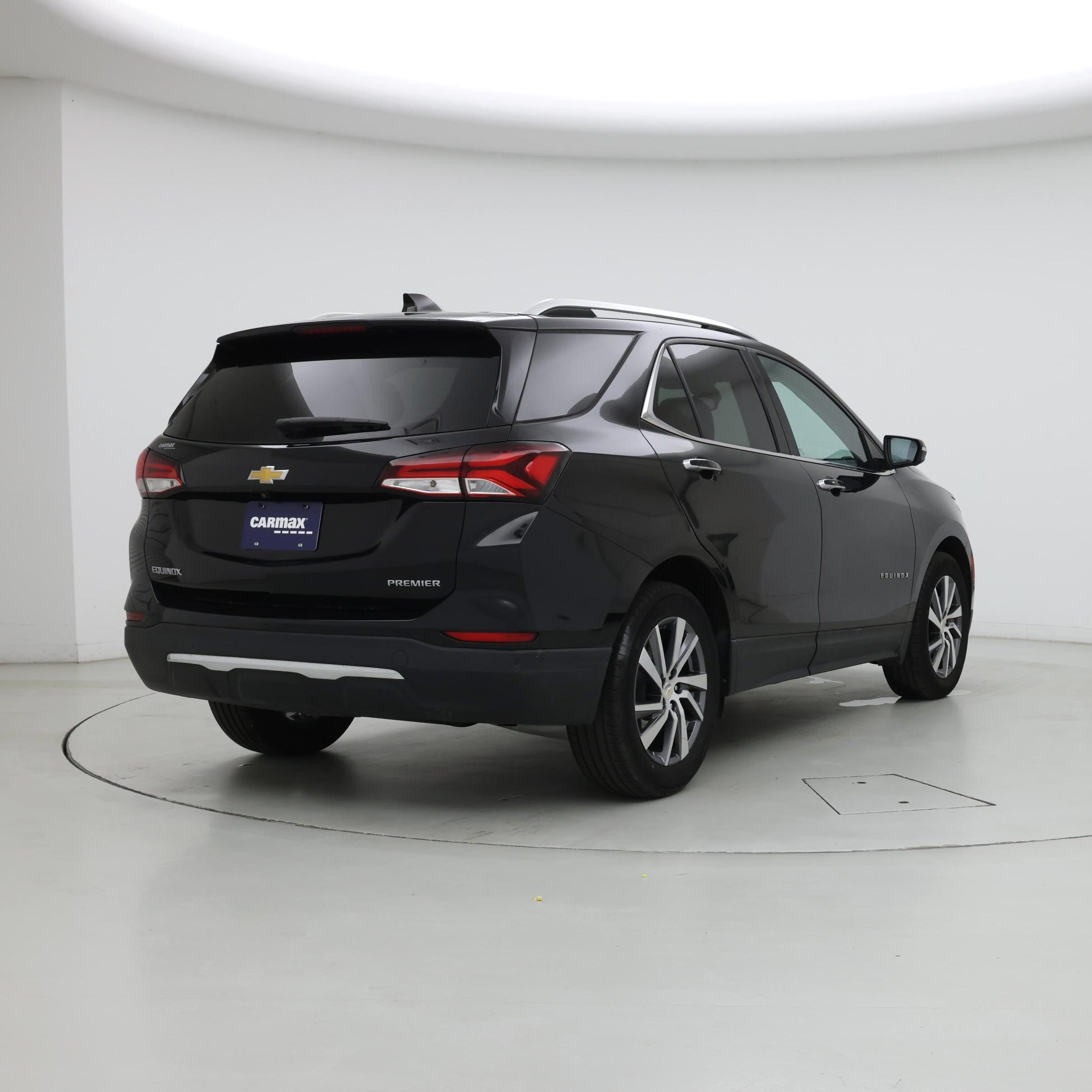 Thumbnail: 2022 Chevrolet Equinox - 8