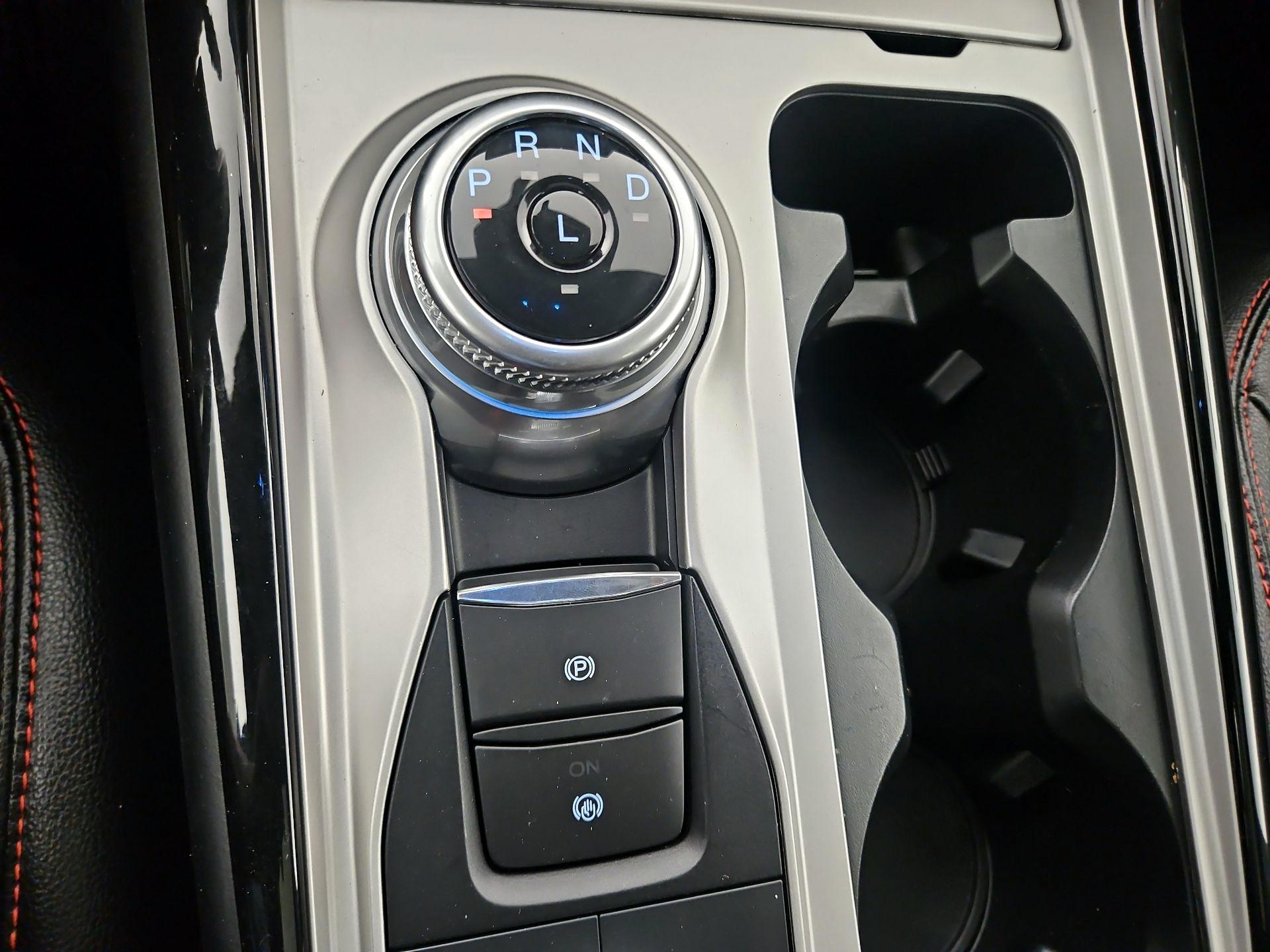 Thumbnail: 2022 Ford Explorer - 18