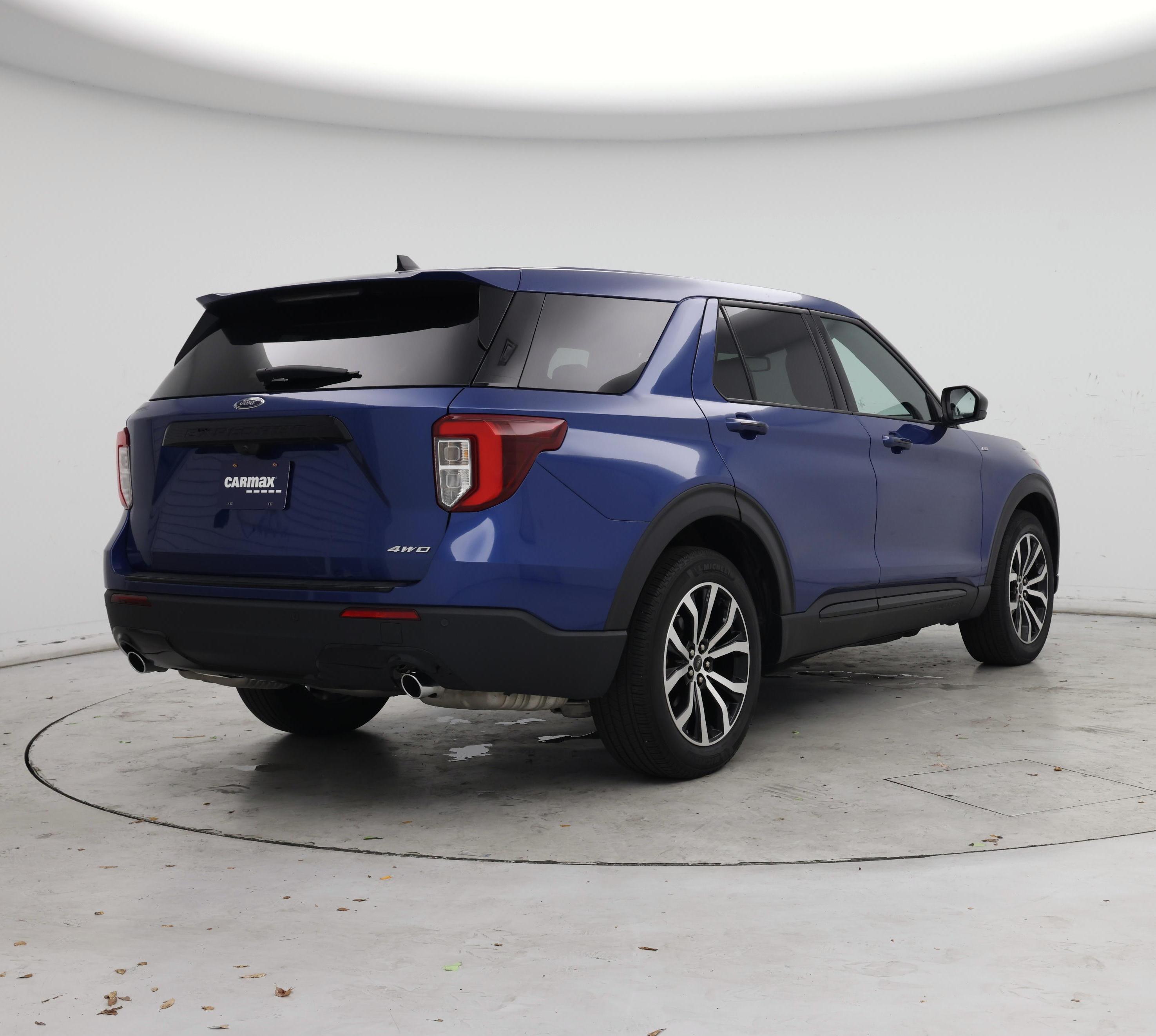 Thumbnail: 2022 Ford Explorer - 8