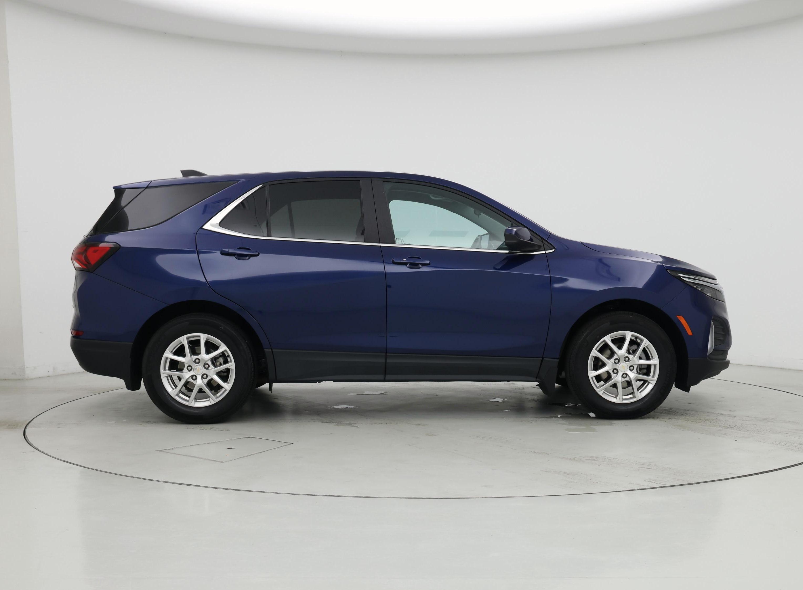Thumbnail: 2022 Chevrolet Equinox - 7