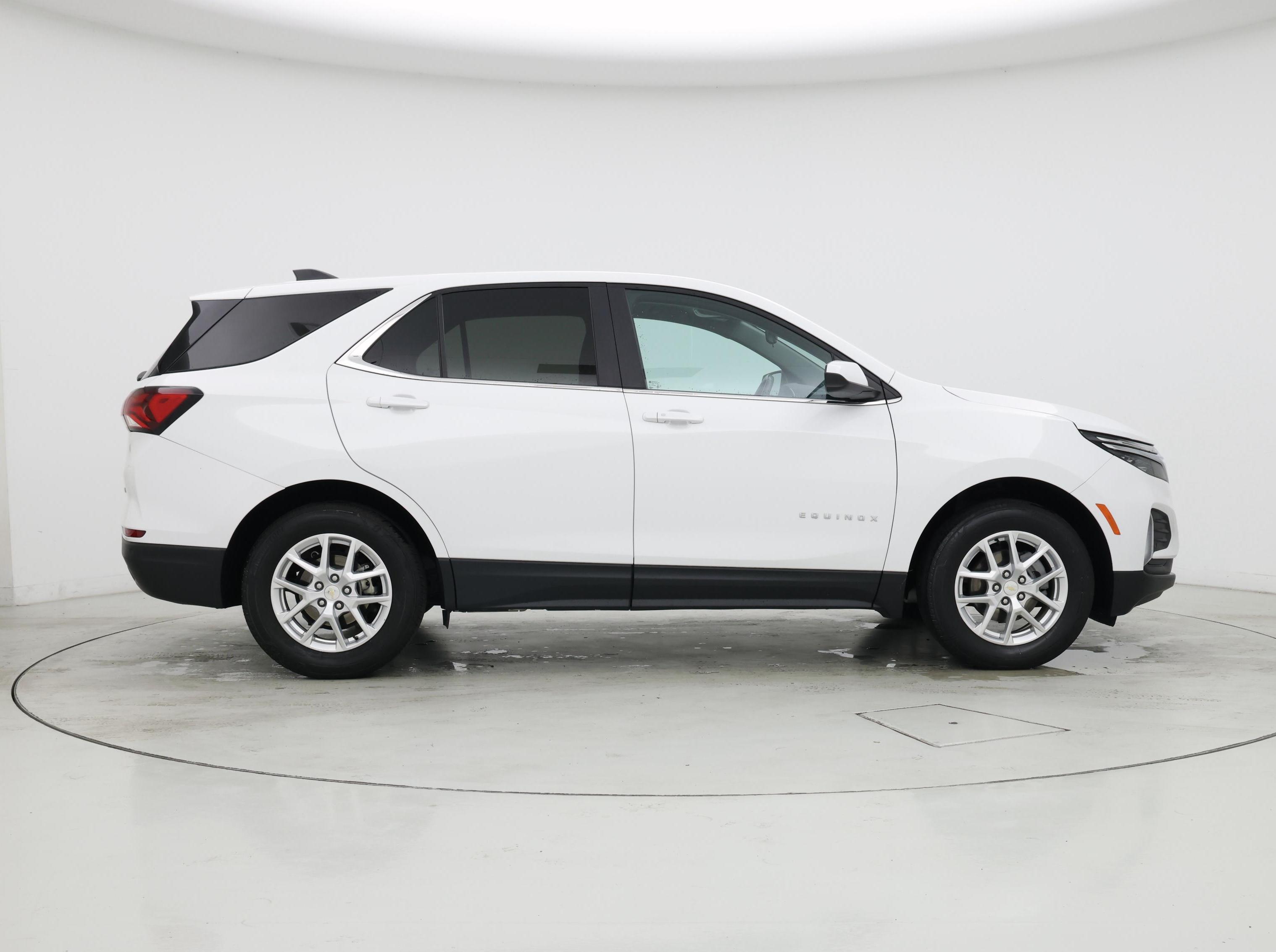 Thumbnail: 2022 Chevrolet Equinox - 7
