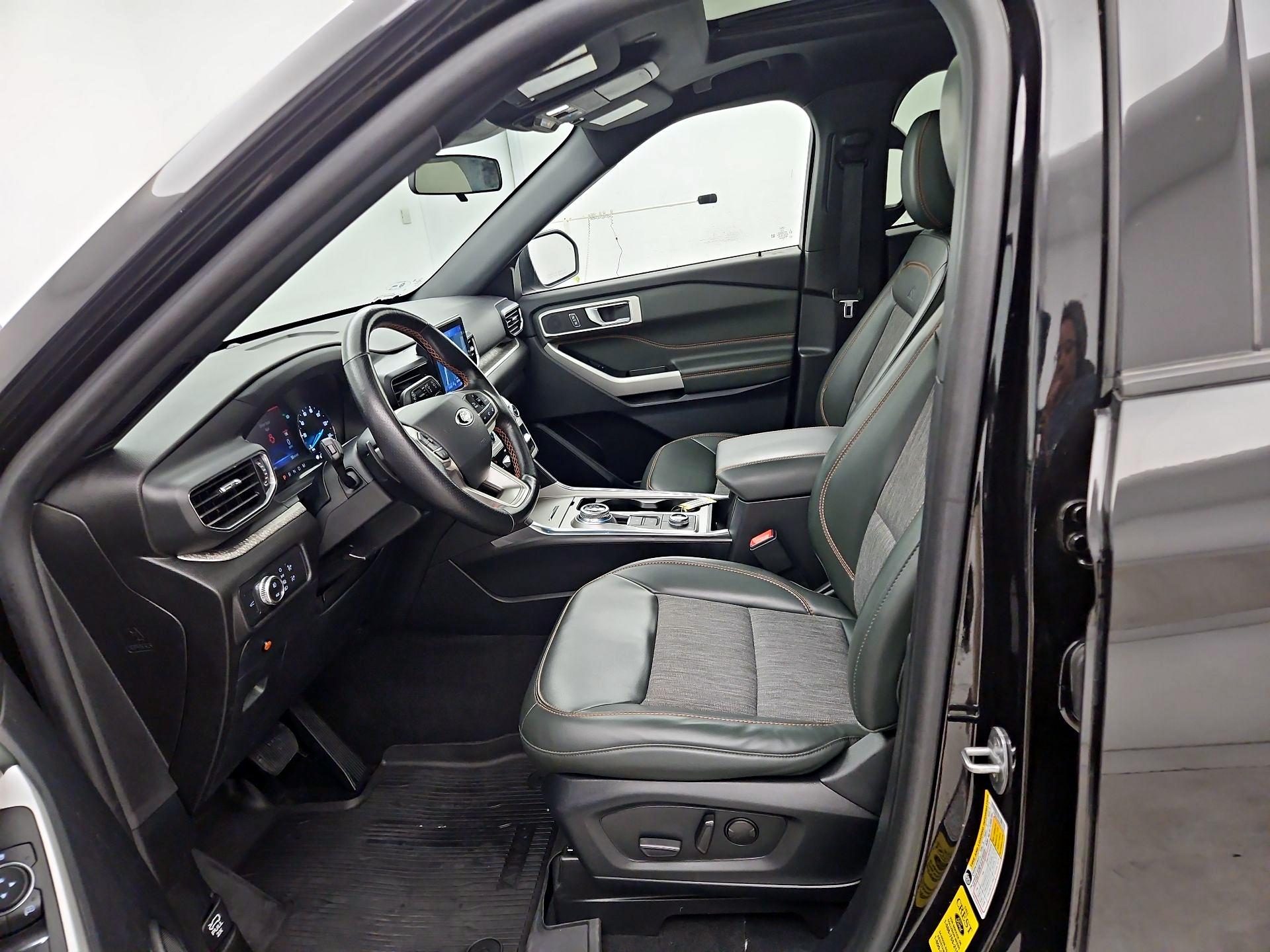 Thumbnail: 2022 Ford Explorer - 11