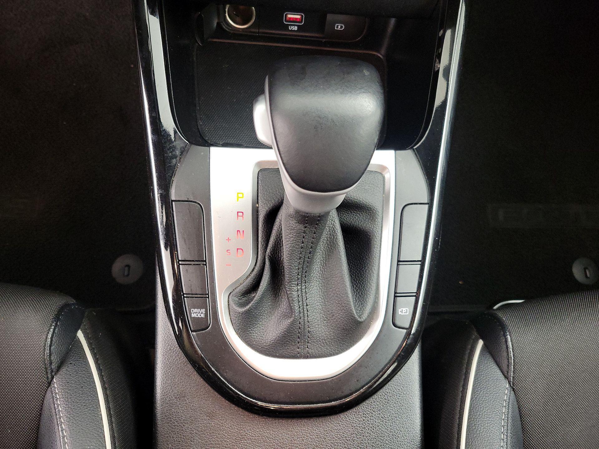 Thumbnail: 2023 Kia Forte - 18