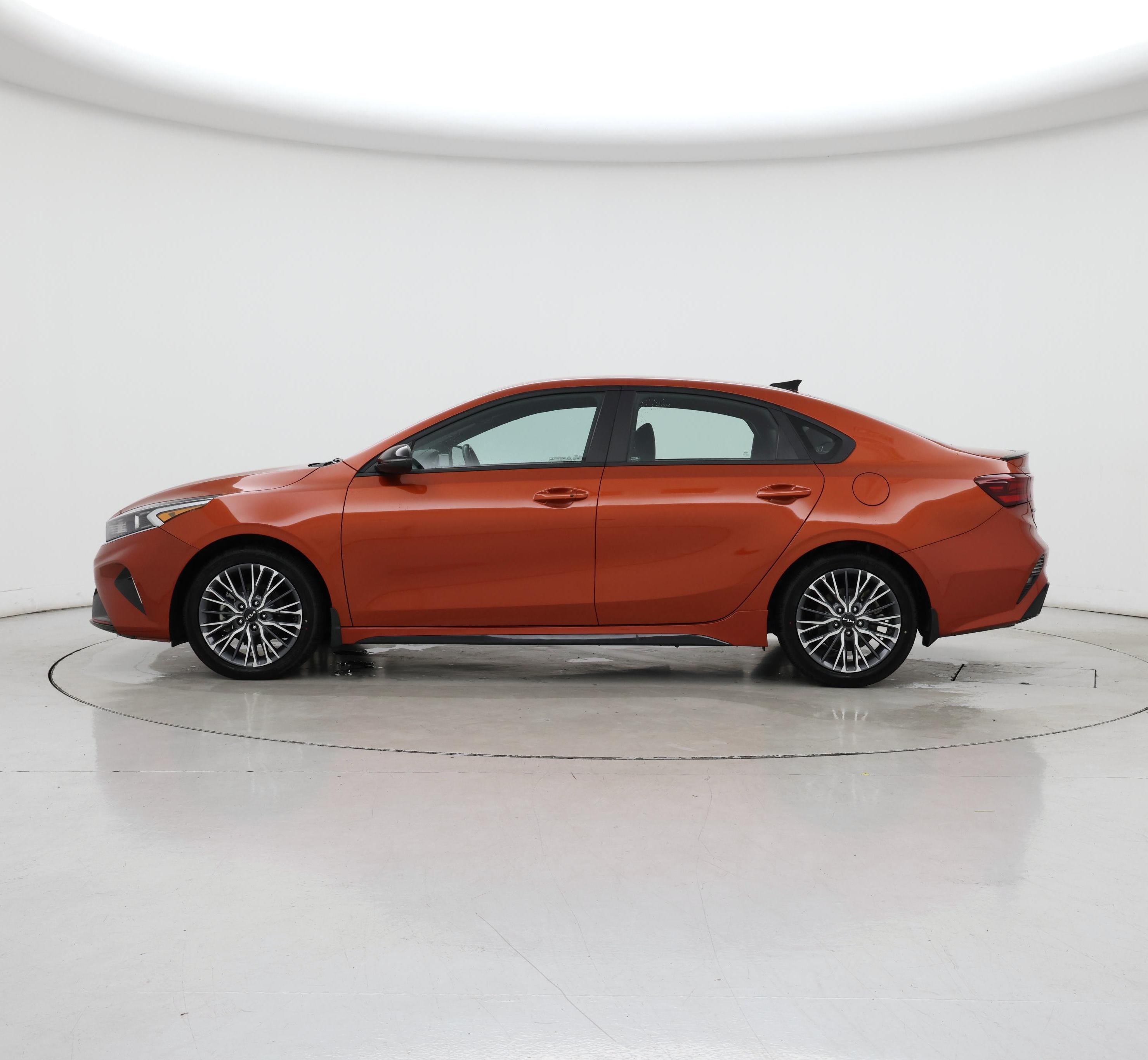 Thumbnail: 2023 Kia Forte - 3