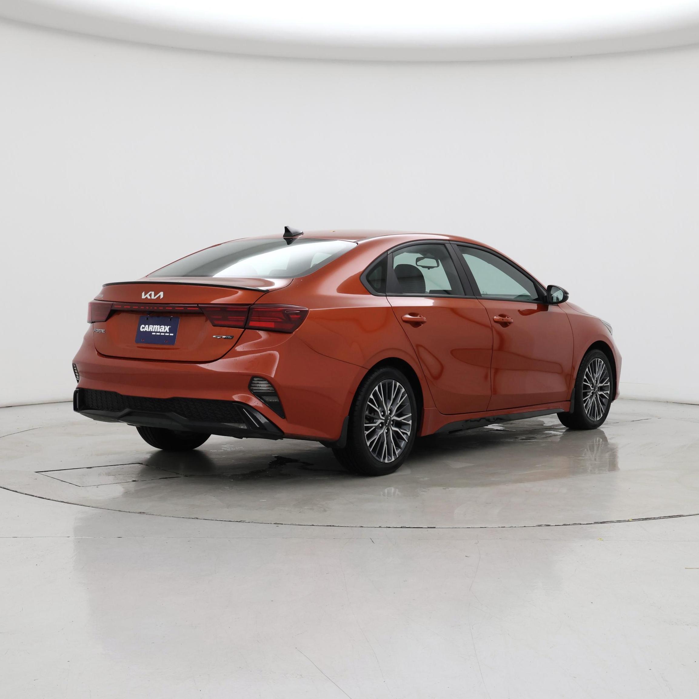 Thumbnail: 2023 Kia Forte - 8