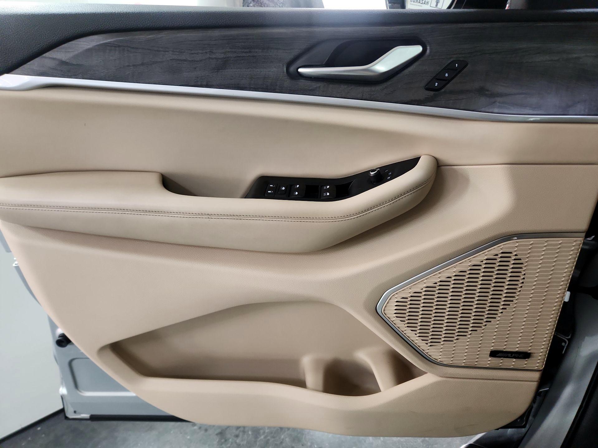 Thumbnail: 2022 Jeep Grand Cherokee L - 12