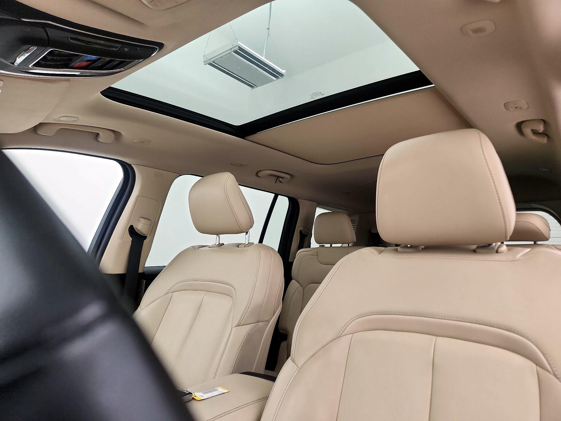 Thumbnail: 2022 Jeep Grand Cherokee L - 19