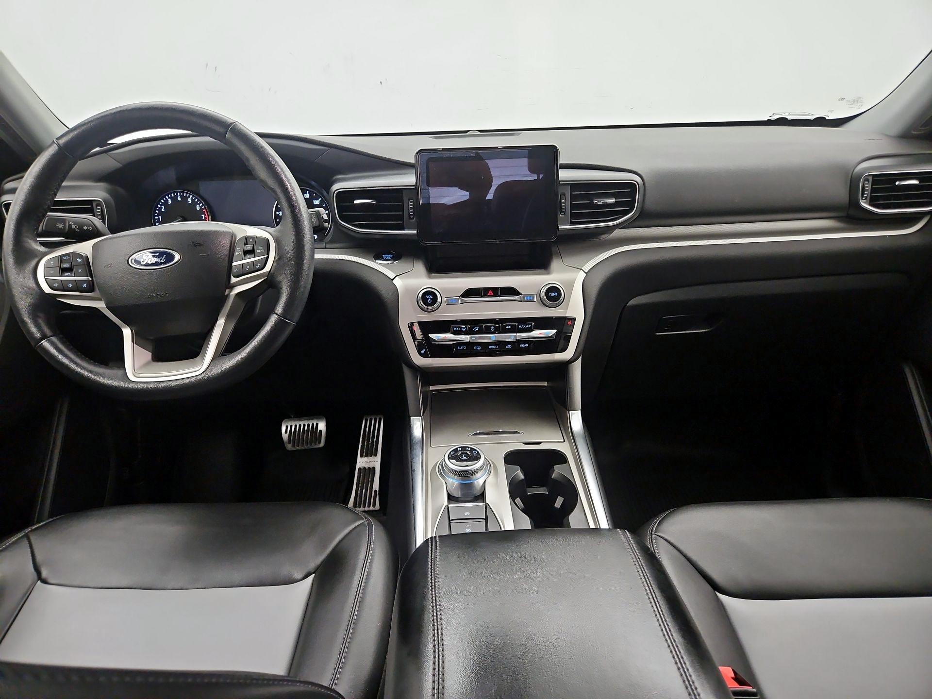 Thumbnail: 2022 Ford Explorer - 9