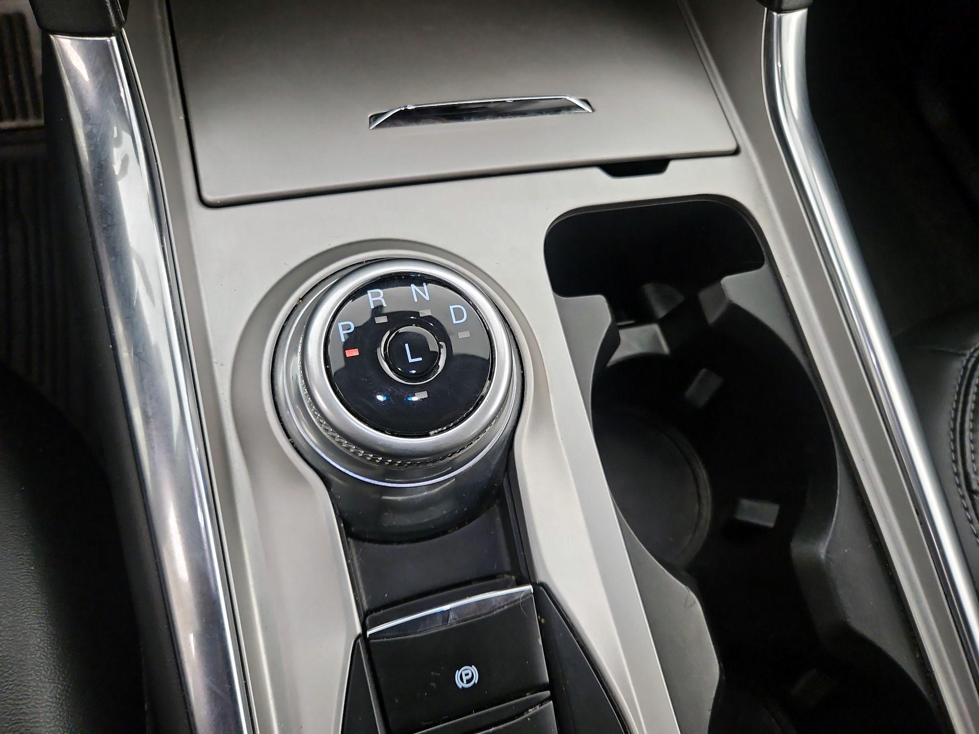 Thumbnail: 2022 Ford Explorer - 18