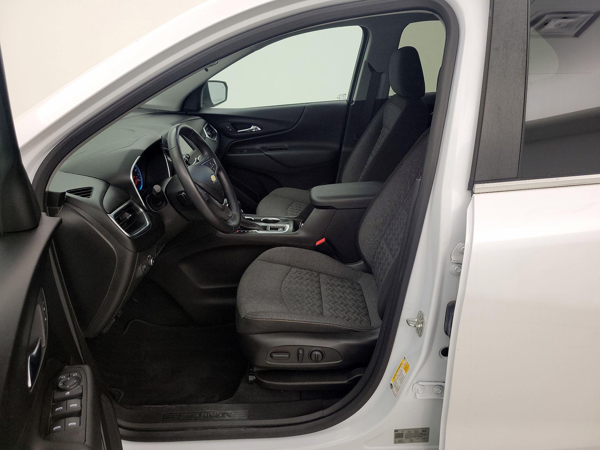 Thumbnail: 2022 Chevrolet Equinox - 11
