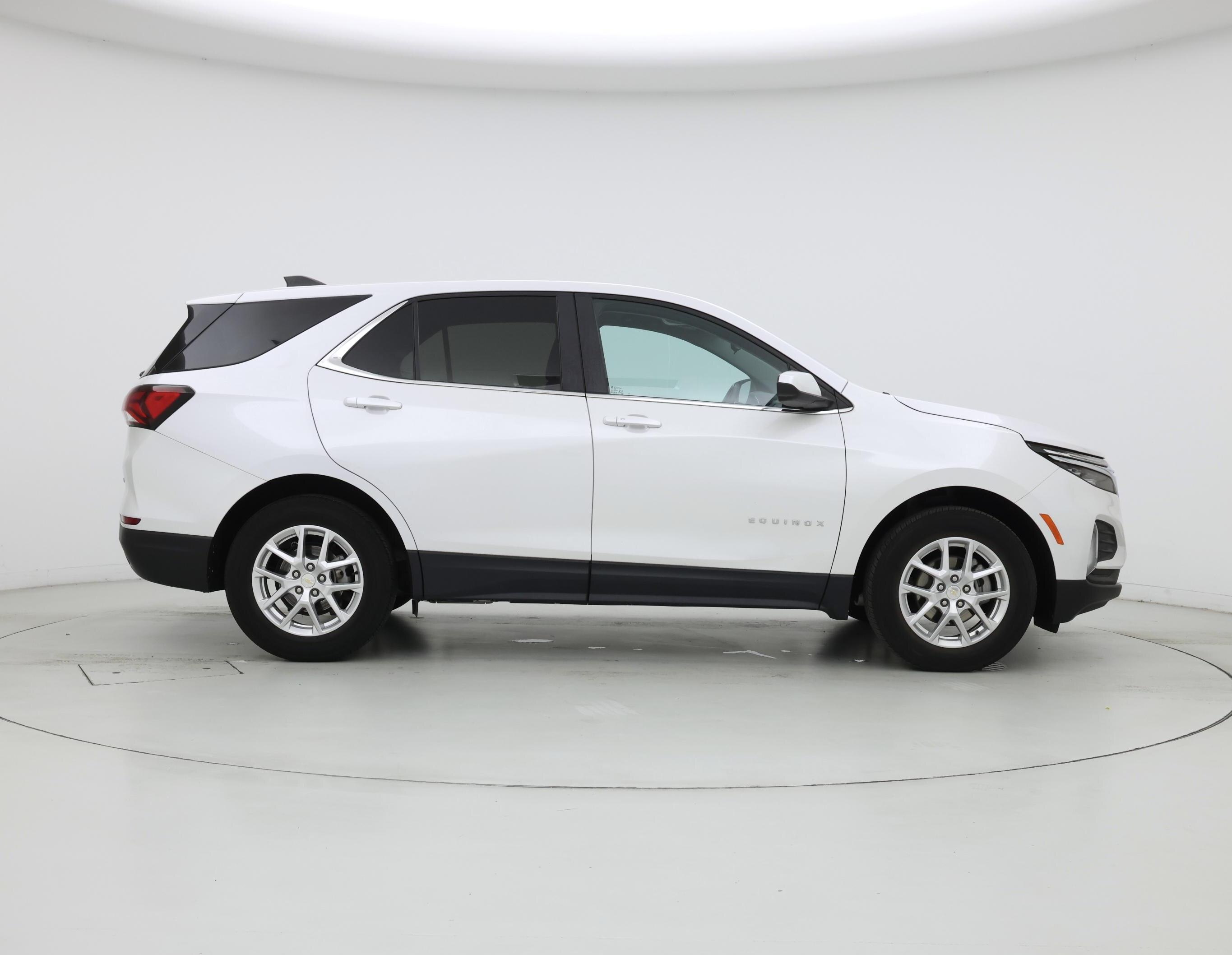 Thumbnail: 2022 Chevrolet Equinox - 7