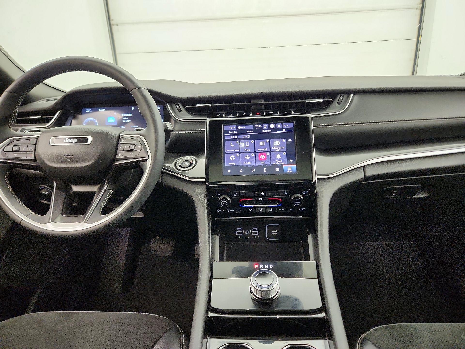 Thumbnail: 2023 Jeep Grand Cherokee L - 9