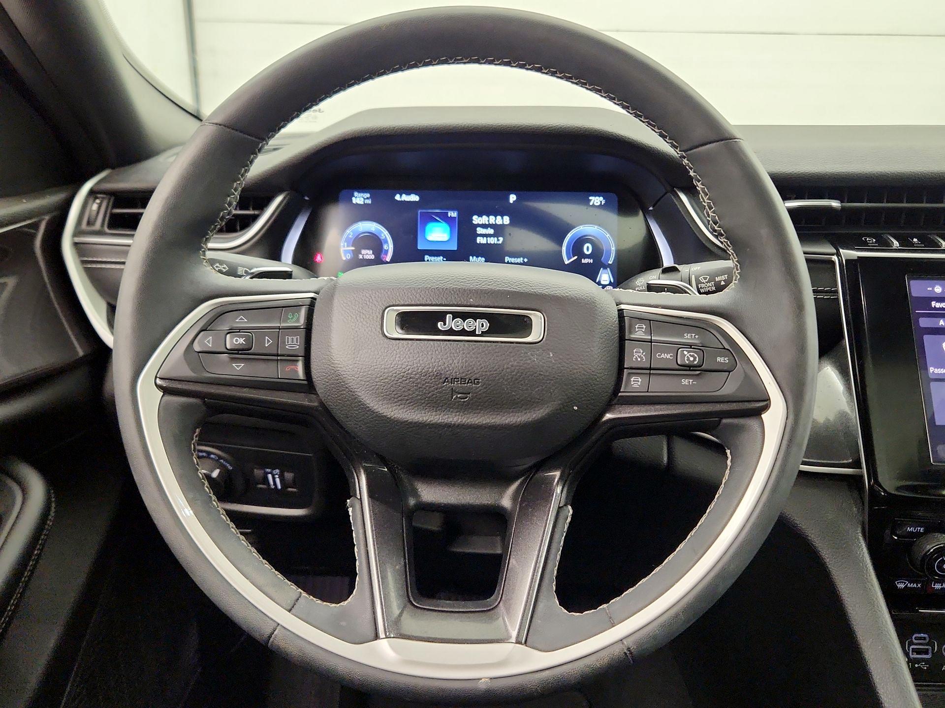 Thumbnail: 2023 Jeep Grand Cherokee L - 10