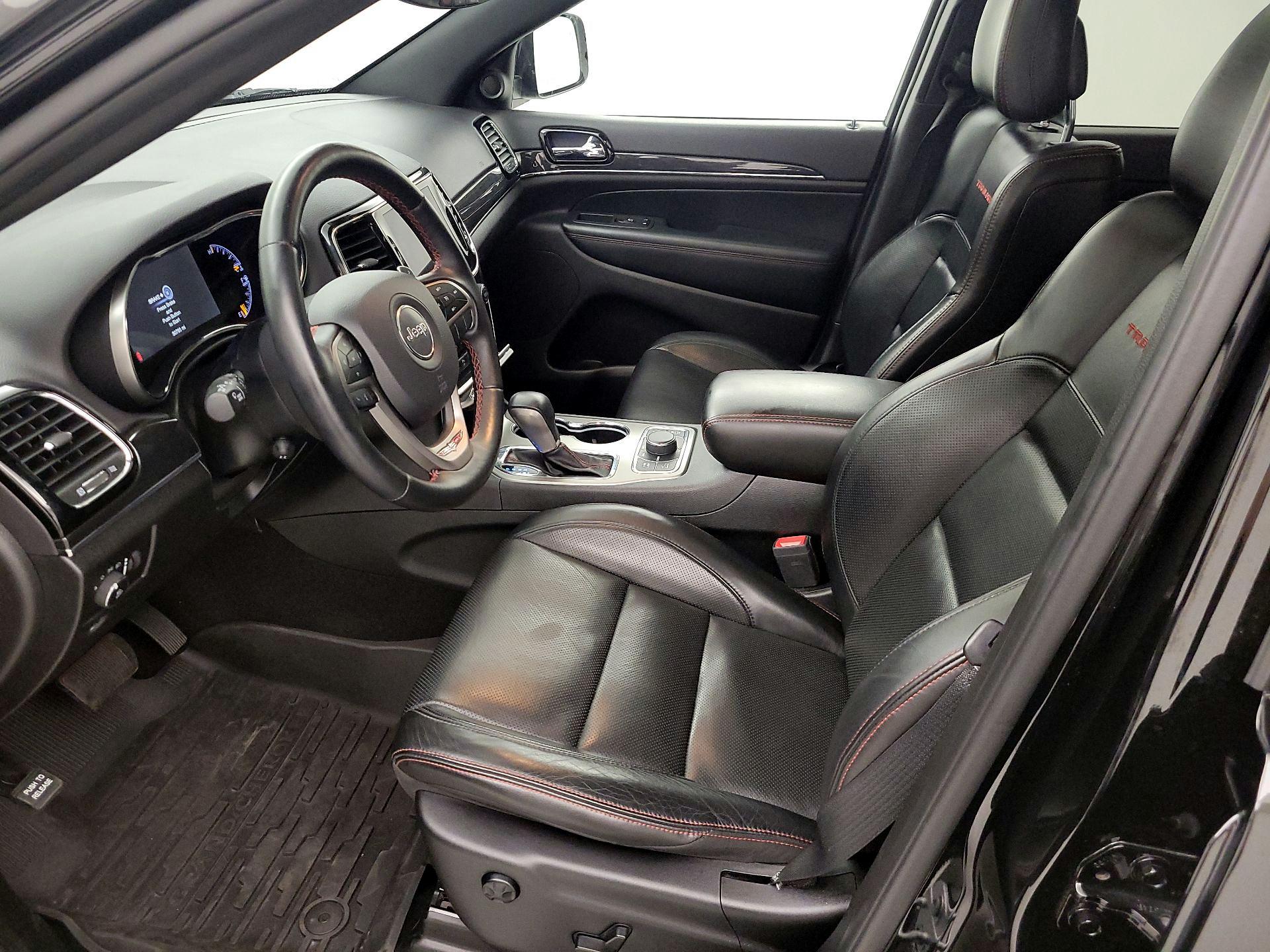 Thumbnail: 2021 Jeep Grand Cherokee - 11