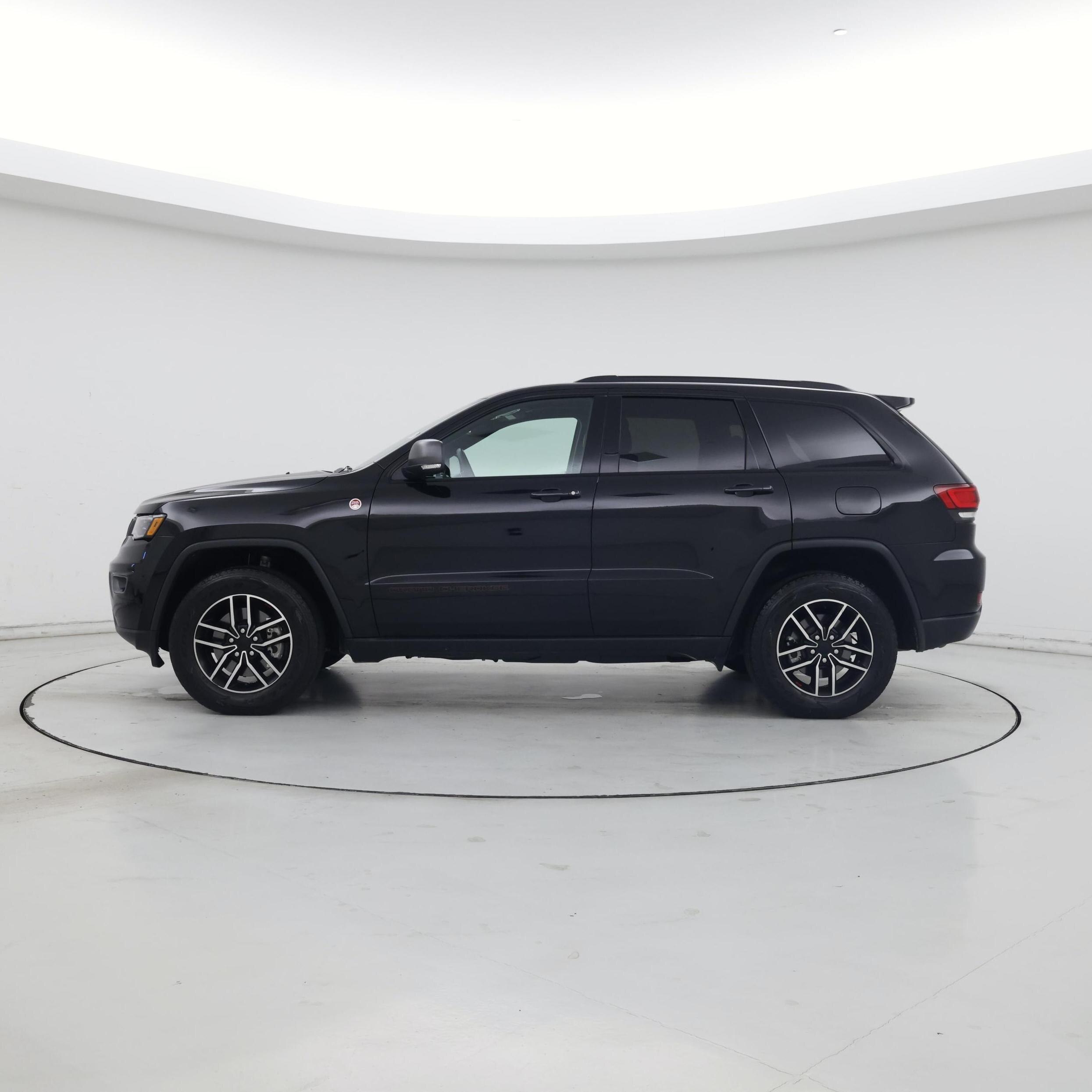Thumbnail: 2021 Jeep Grand Cherokee - 3