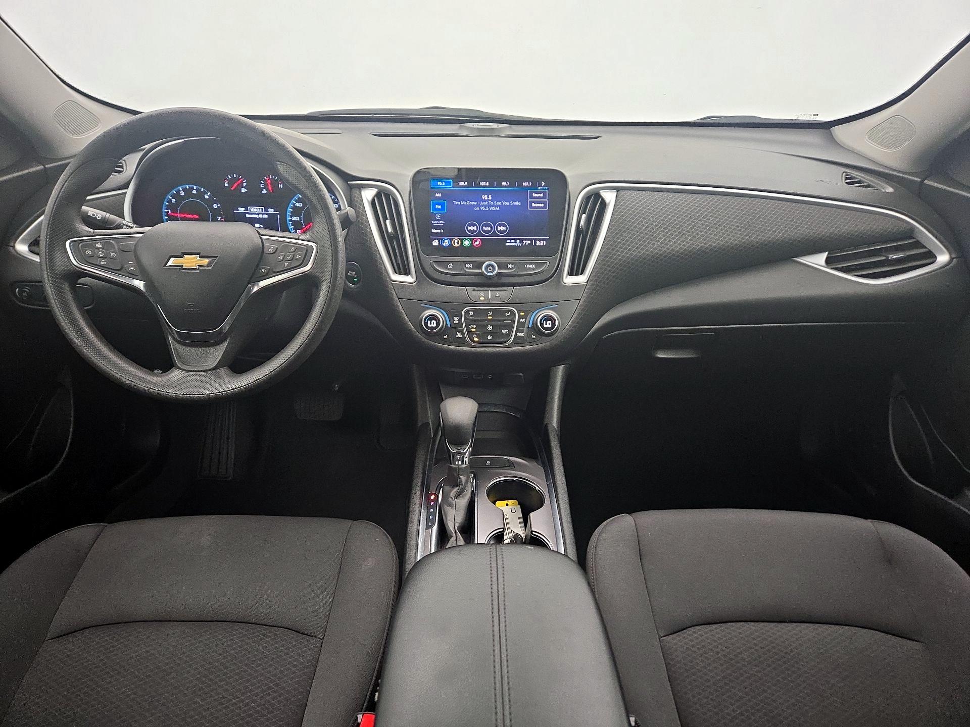 Thumbnail: 2023 Chevrolet Malibu - 9