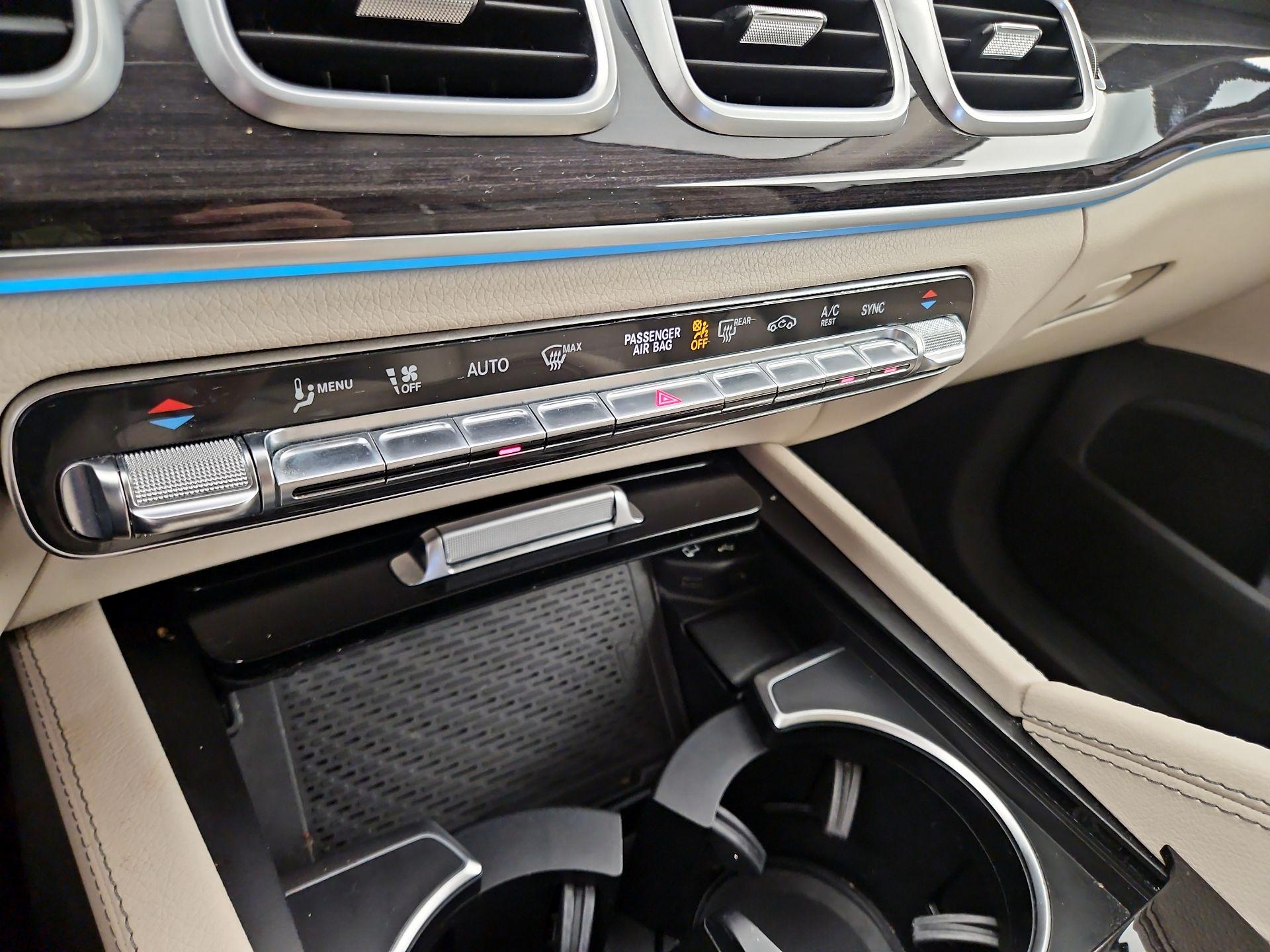 Thumbnail: 2020 Mercedes-Benz GLS - 16
