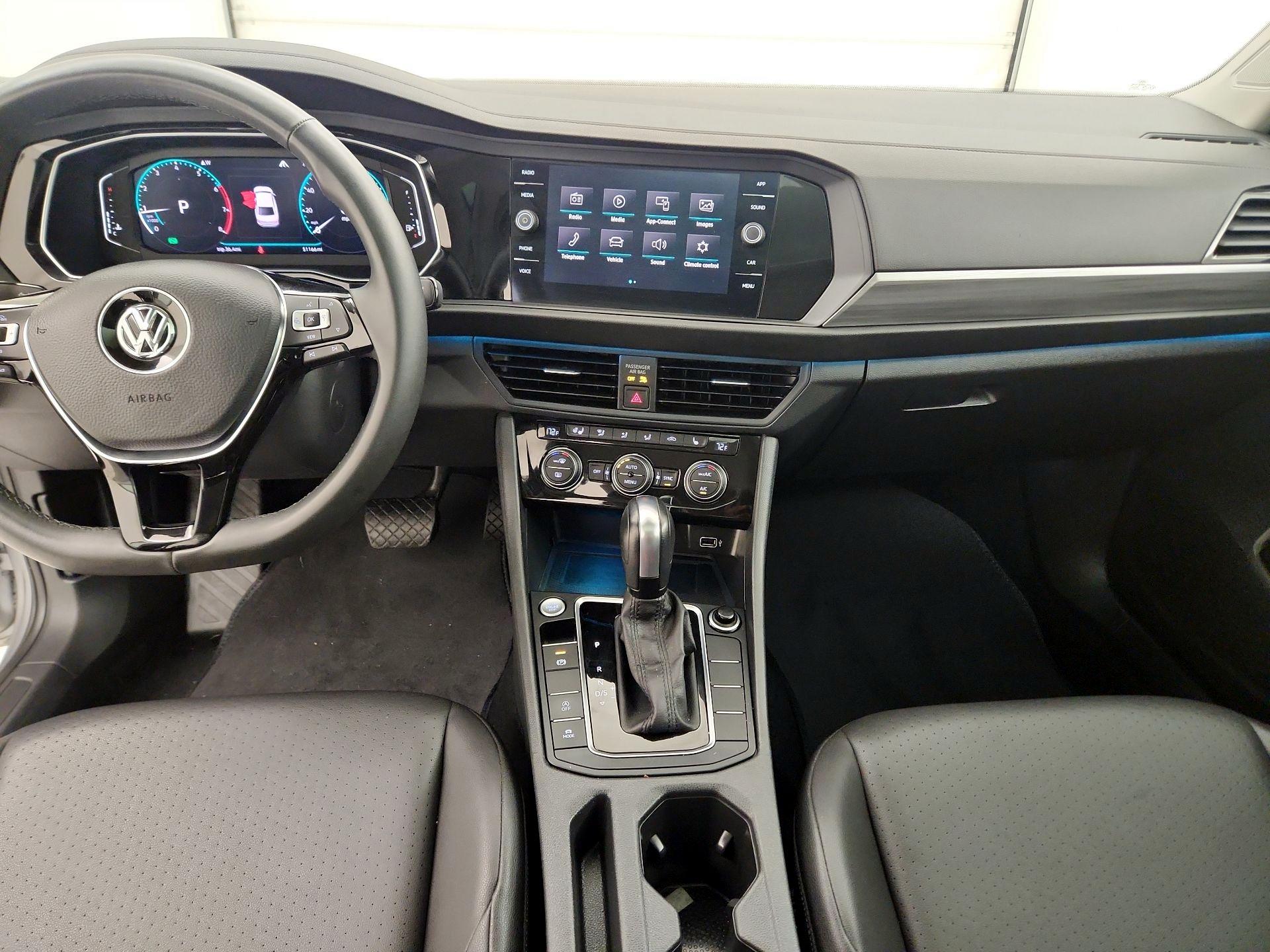 Thumbnail: 2020 Volkswagen Jetta - 9