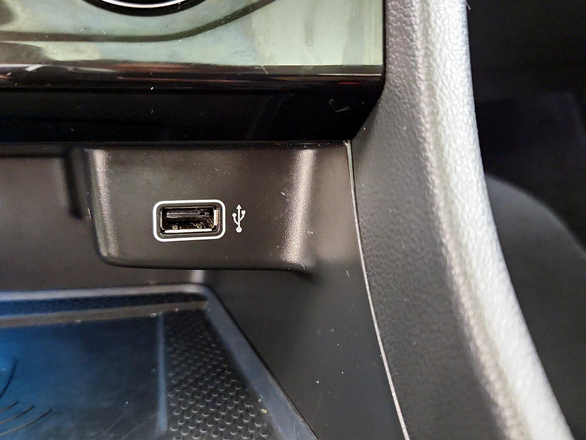 Thumbnail: 2020 Volkswagen Jetta - 18