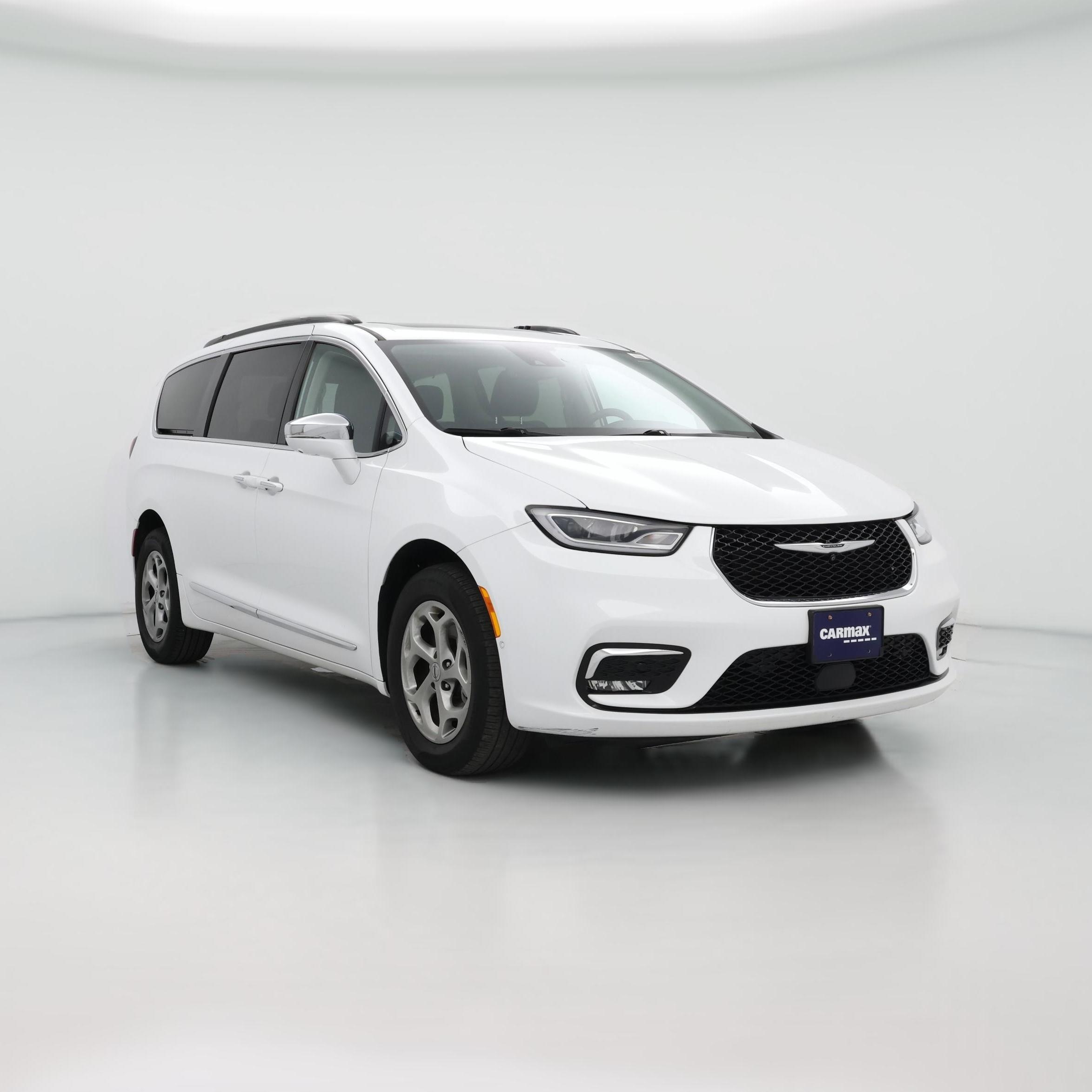 Thumbnail: 2022 Chrysler Pacifica - 1
