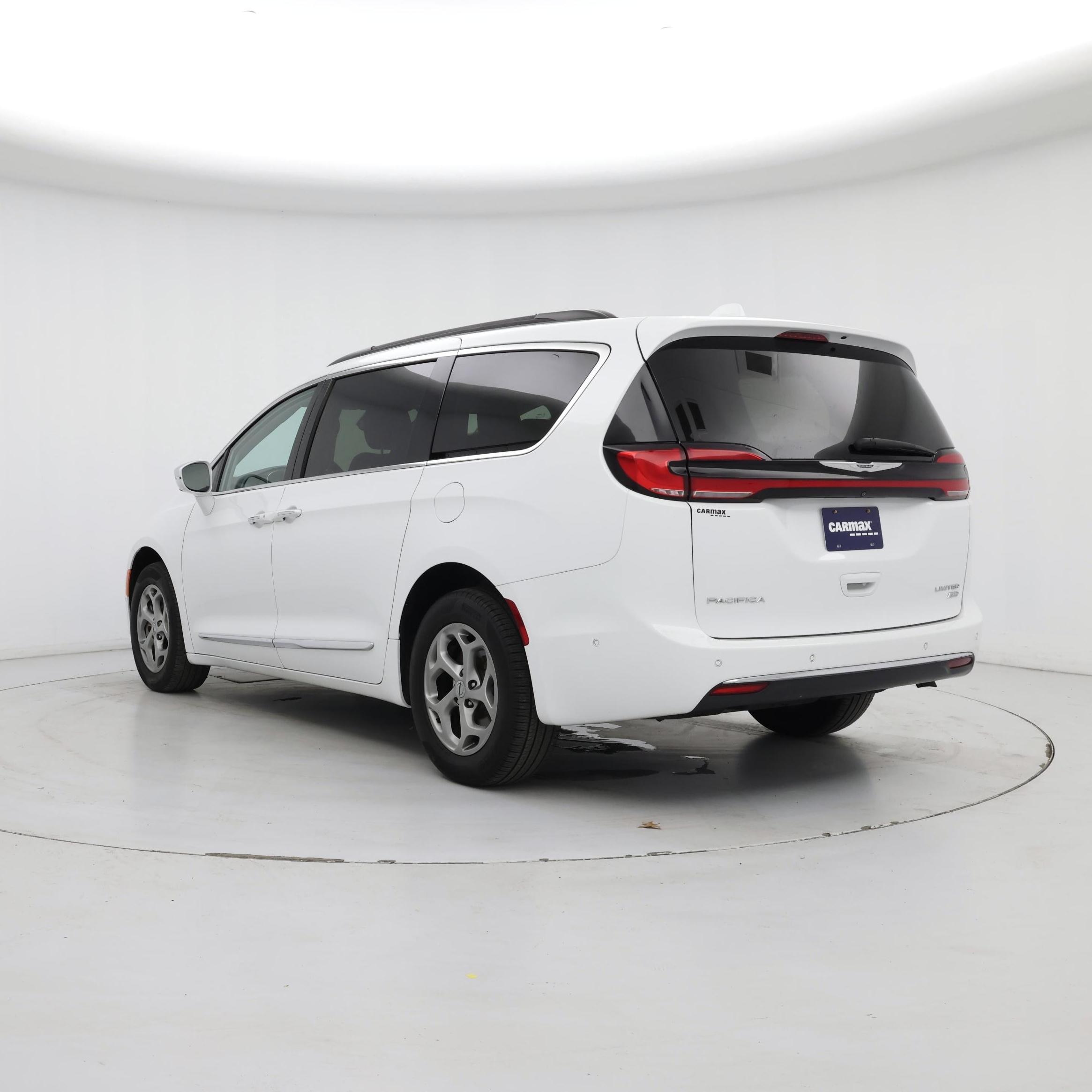Thumbnail: 2022 Chrysler Pacifica - 2