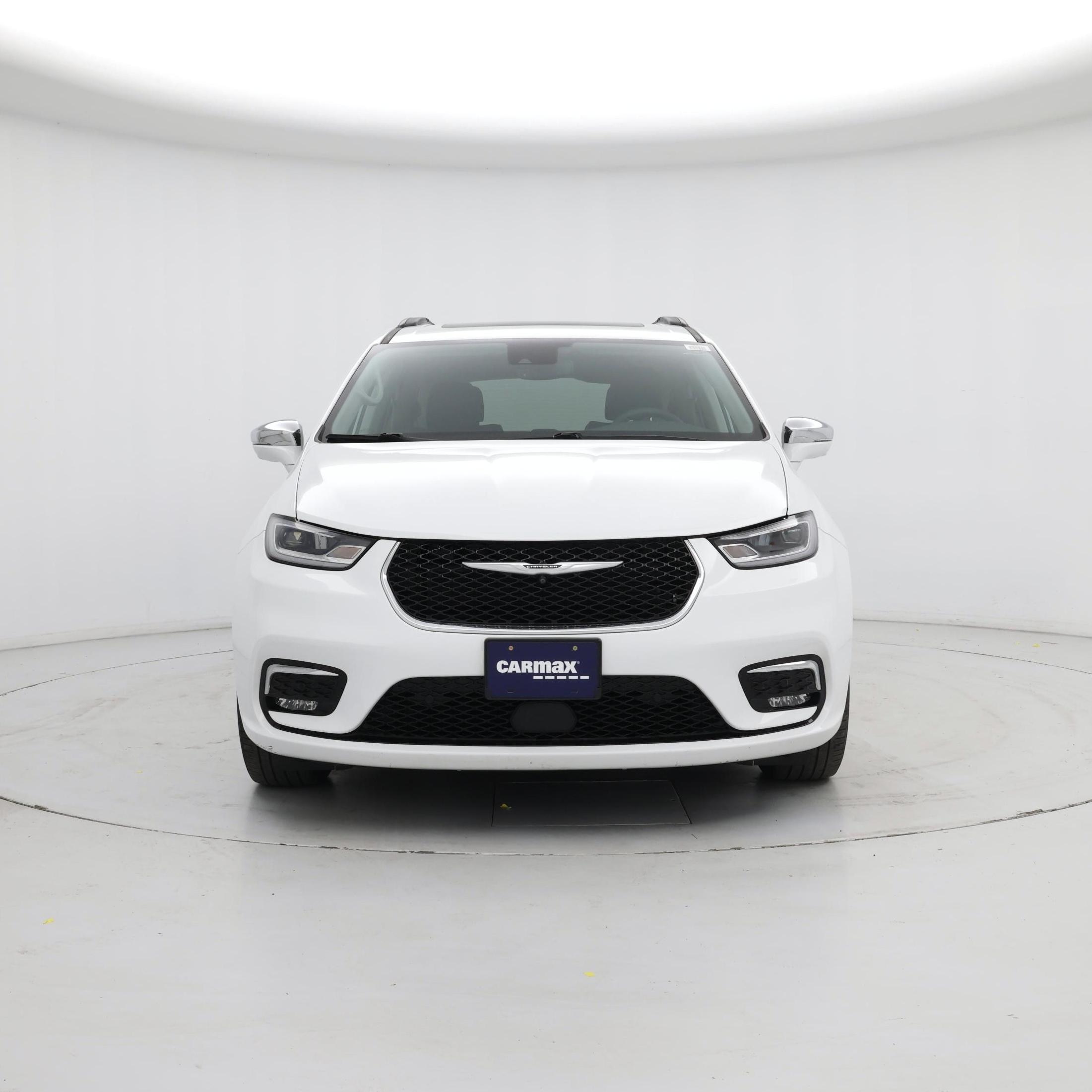 Thumbnail: 2022 Chrysler Pacifica - 5