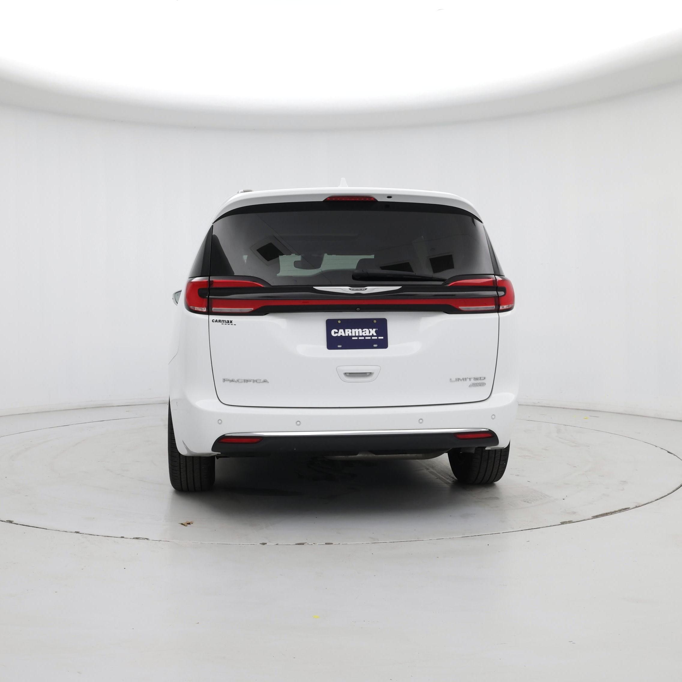 Thumbnail: 2022 Chrysler Pacifica - 6