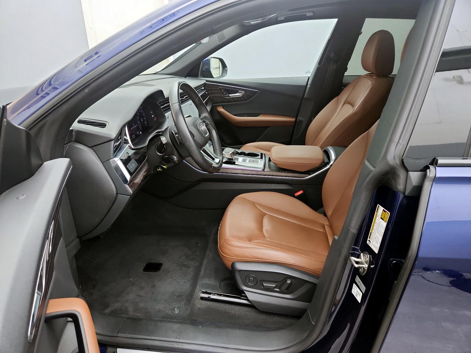 Thumbnail: 2020 Audi Q8 - 11