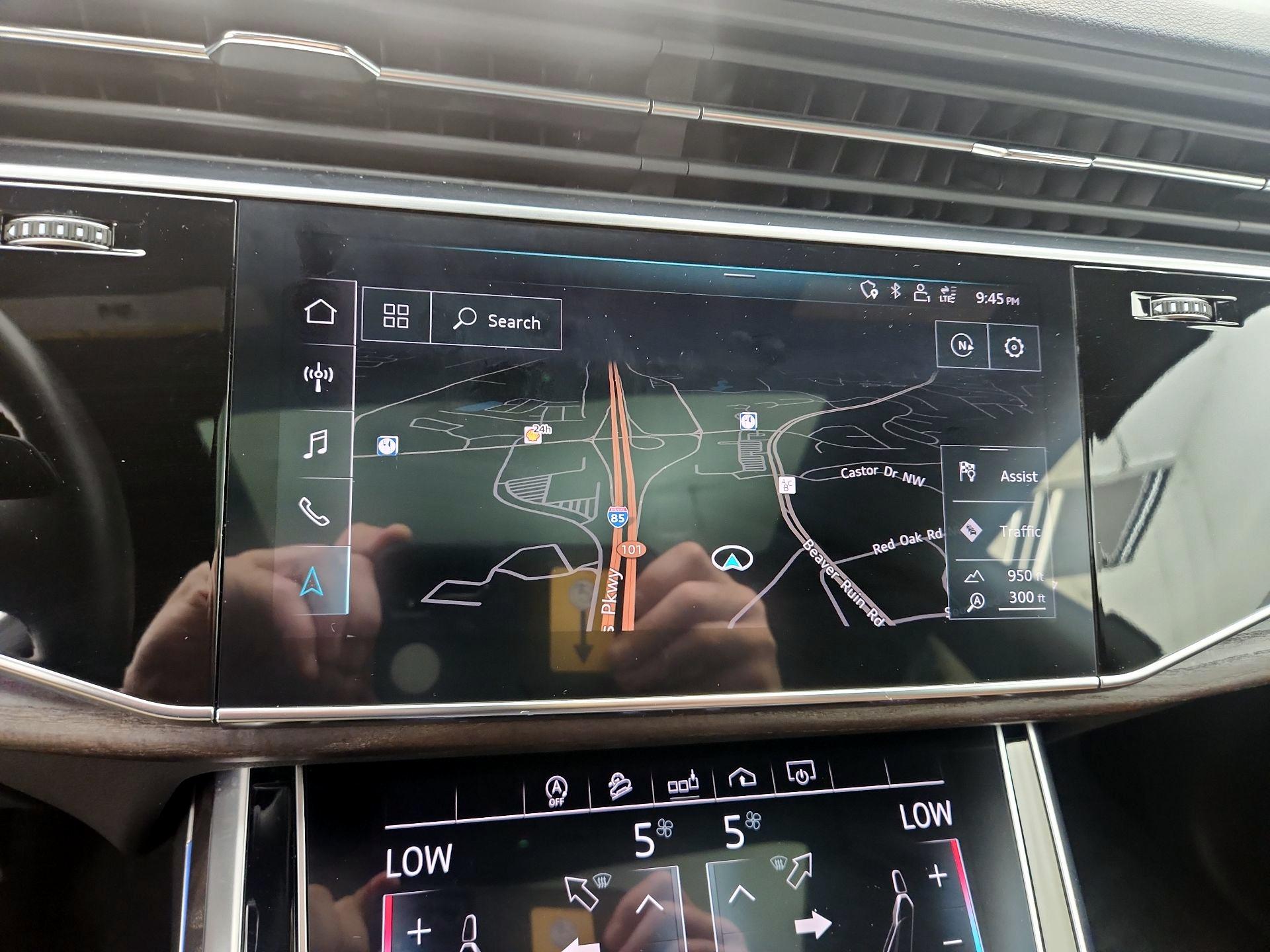 Thumbnail: 2020 Audi Q8 - 14