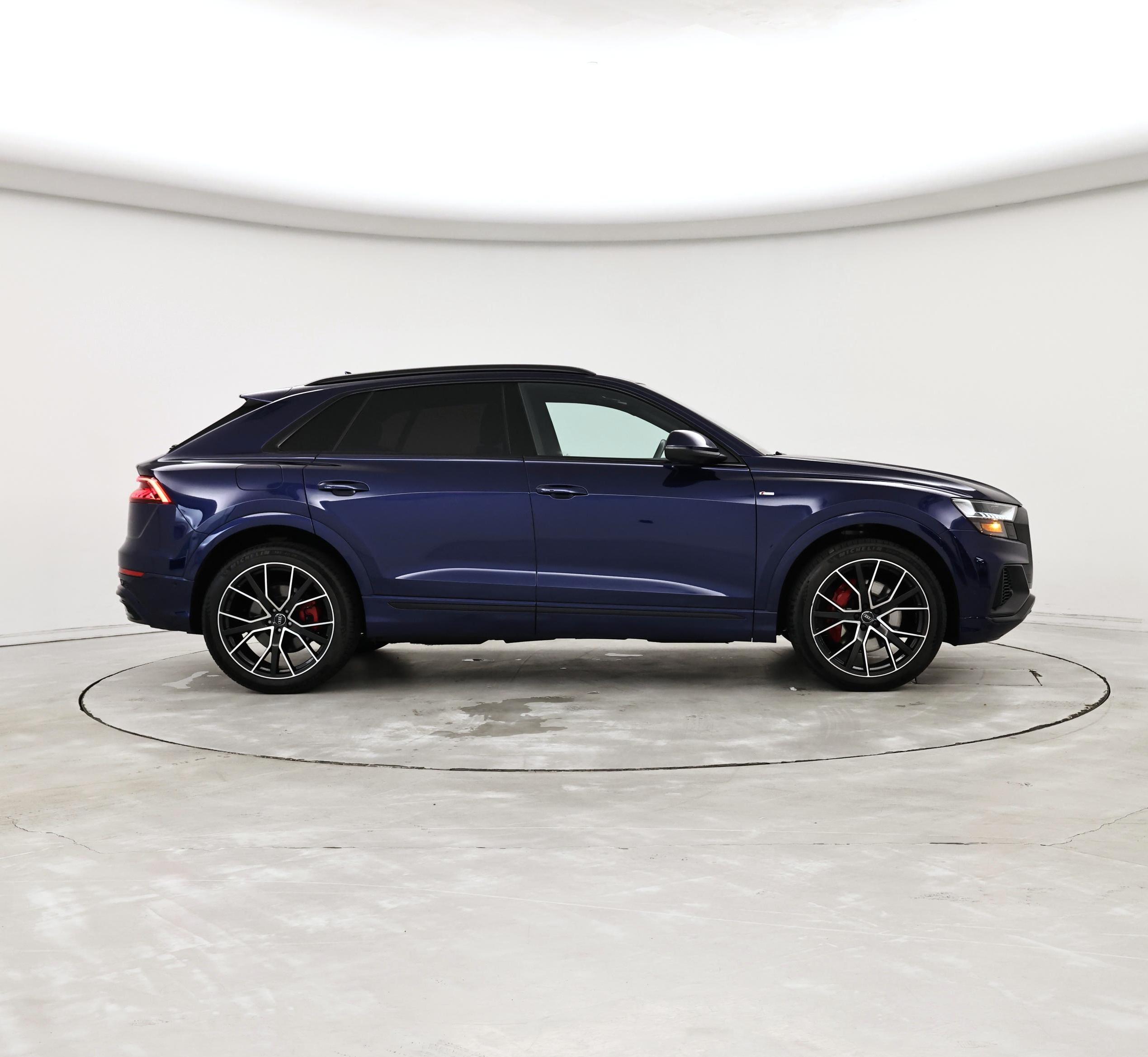 Thumbnail: 2020 Audi Q8 - 7