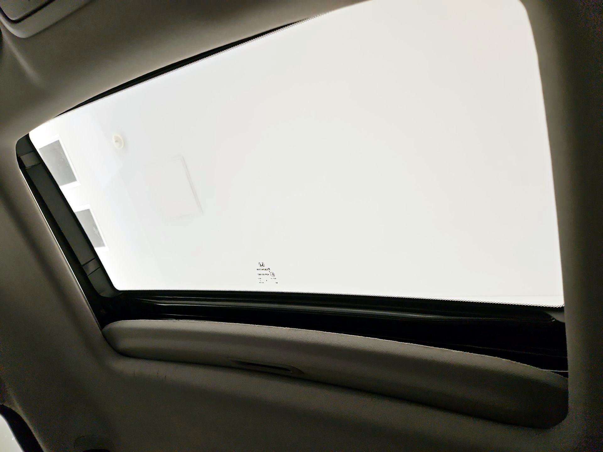 Thumbnail: 2022 Honda Odyssey - 20