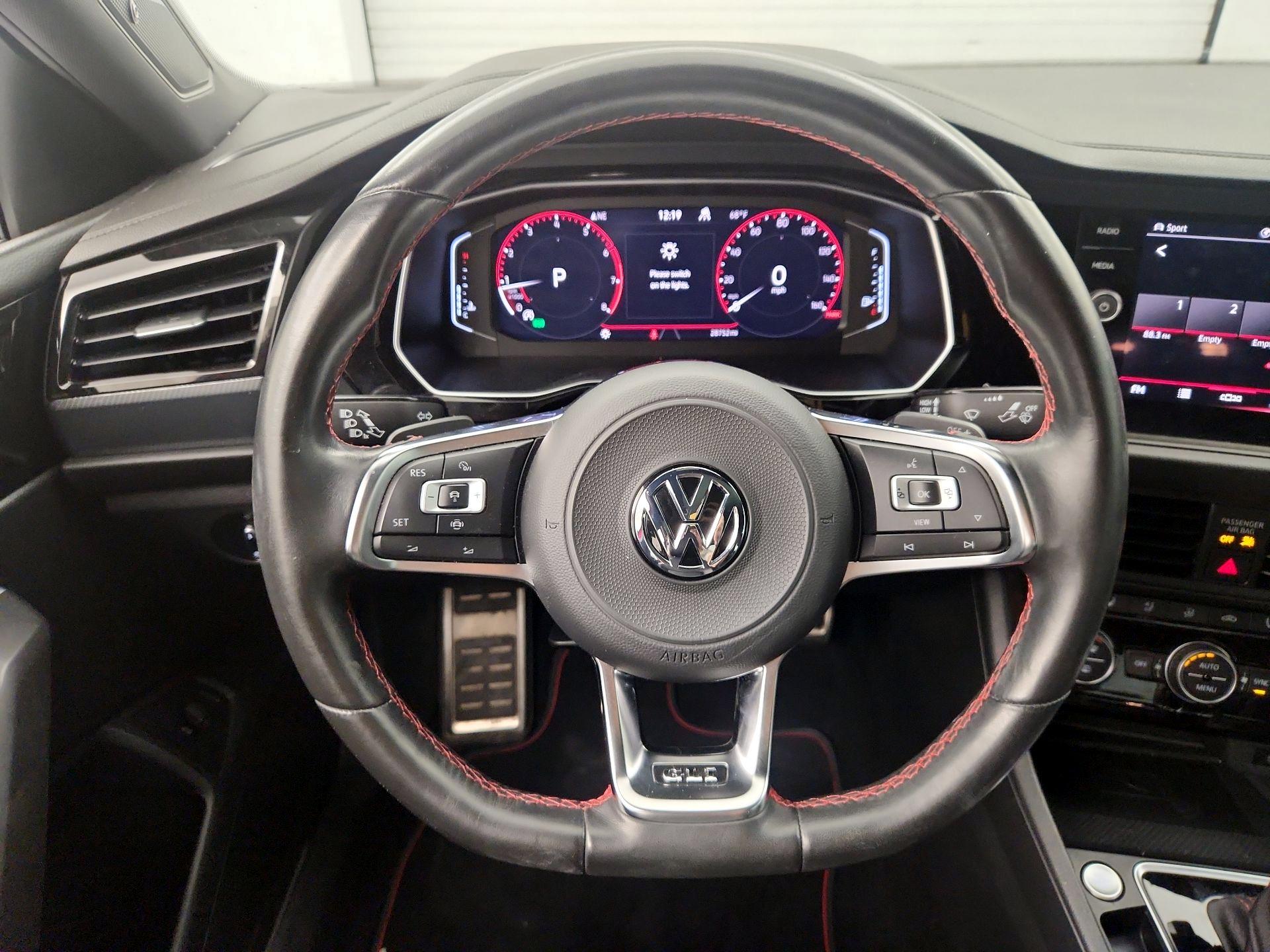 Thumbnail: 2021 Volkswagen Jetta - 10